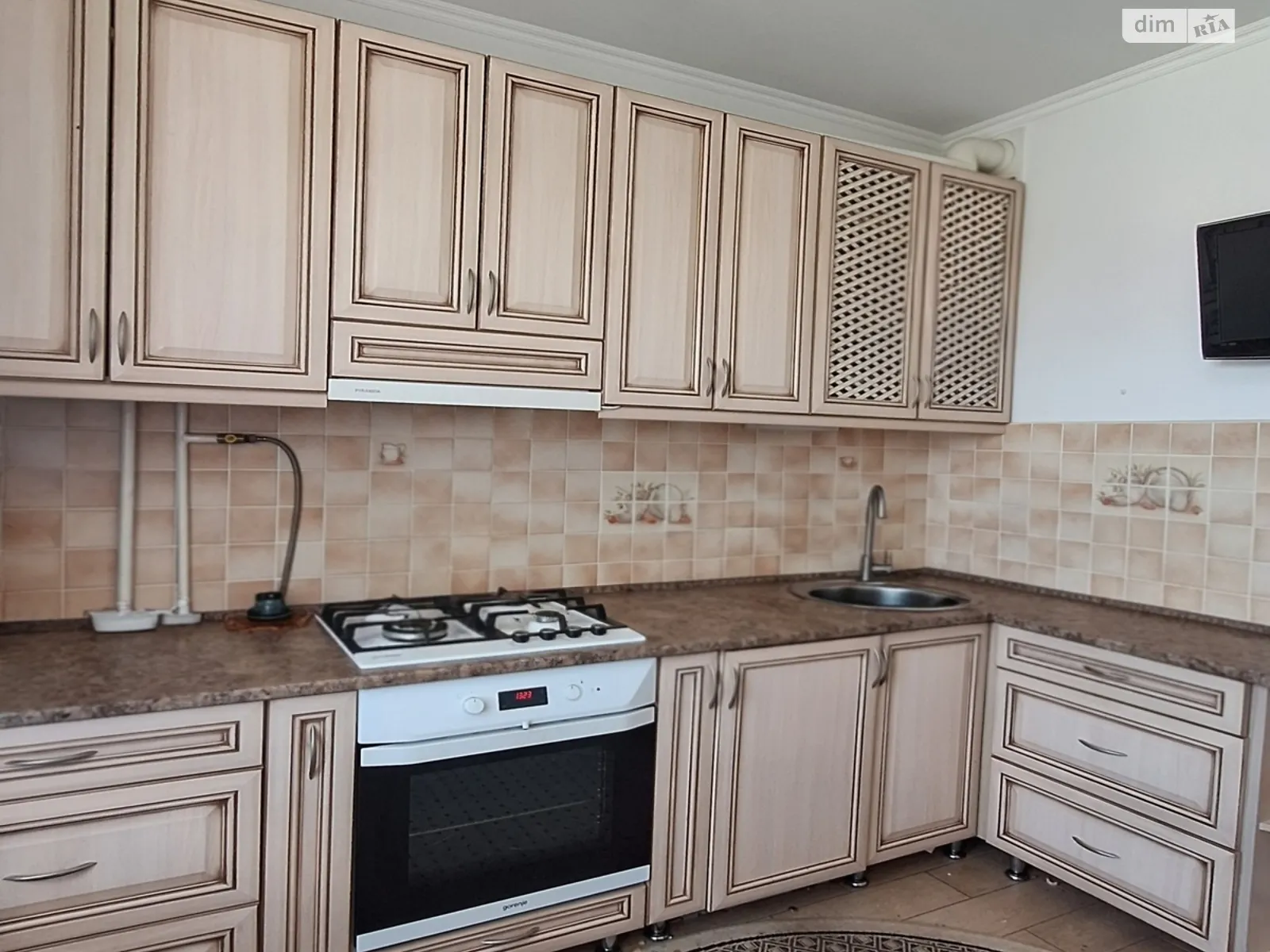 Продается 3-комнатная квартира 73 кв. м в Ивано-Франковске, ул. Билозира, 4 - фото 1