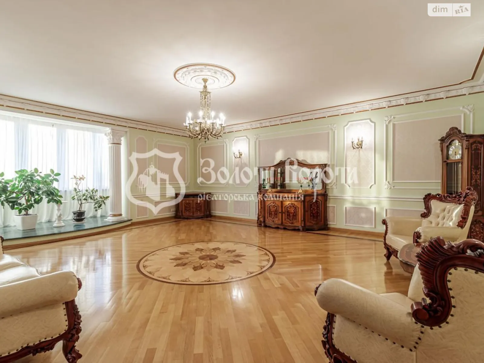 Продается 3-комнатная квартира 184.6 кв. м в Киеве, ул. Антоновича(Горького), 140 - фото 1