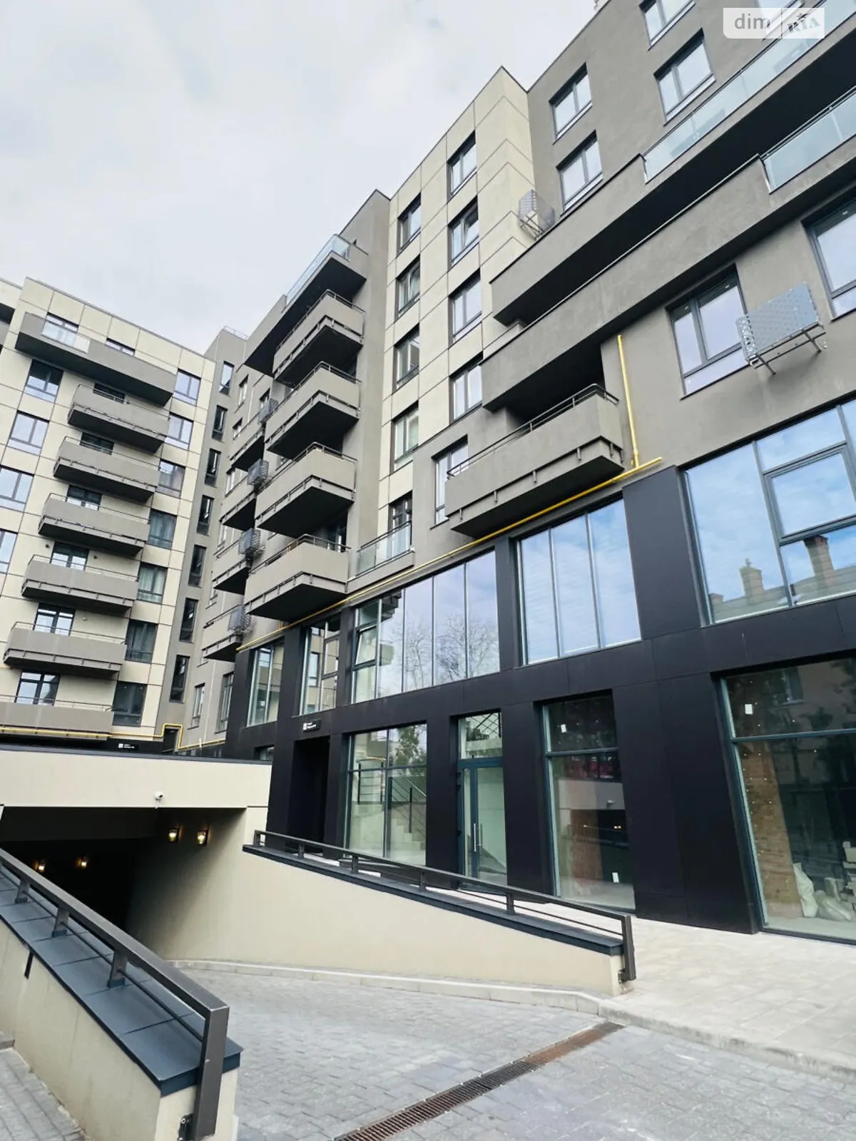 Продається 2-кімнатна квартира 70 кв. м у Львові, вул. Любінська, 6 - фото 1