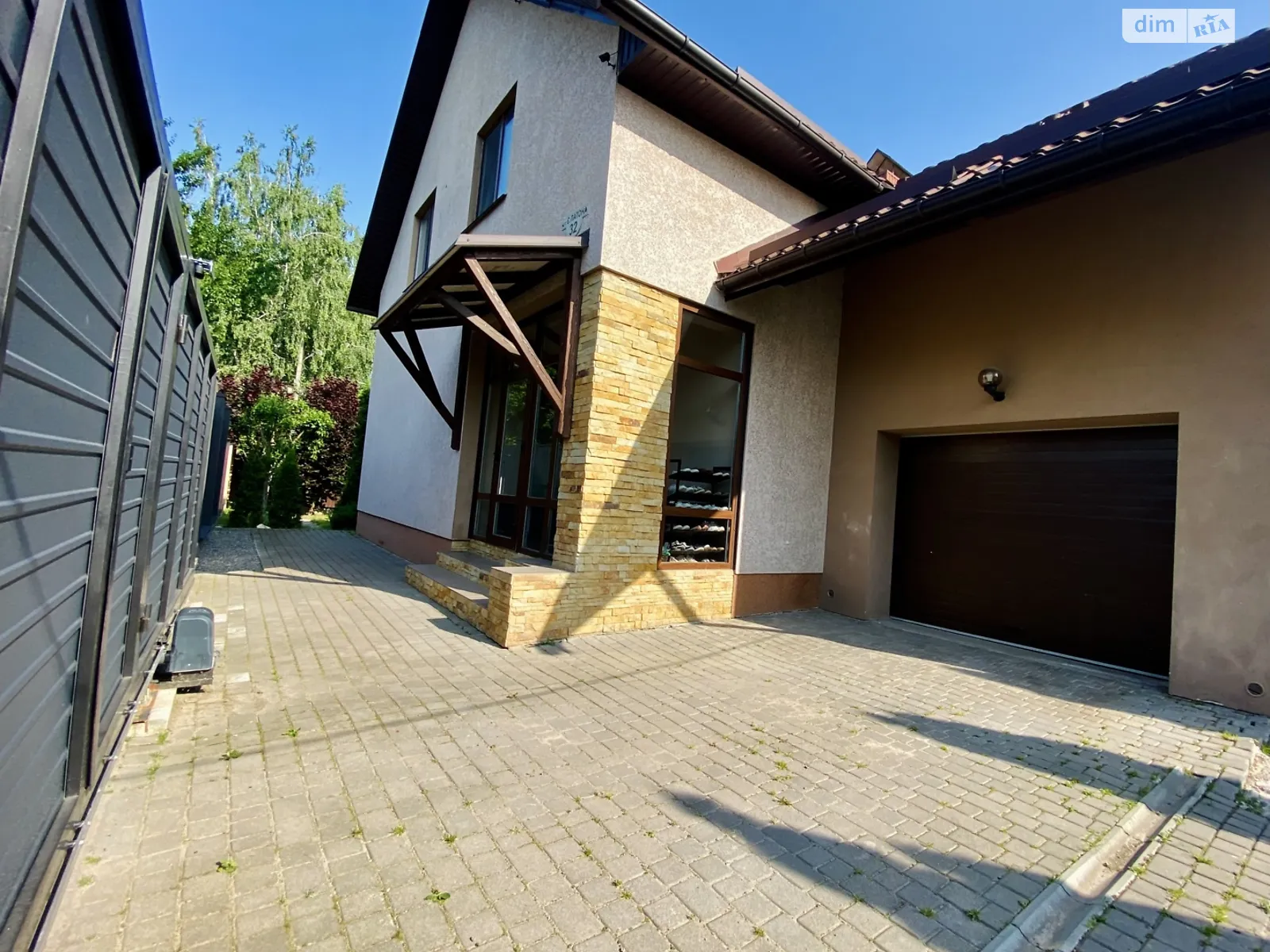 Продается дом на 2 этажа 214.2 кв. м с террасой, цена: 250000 $ - фото 1