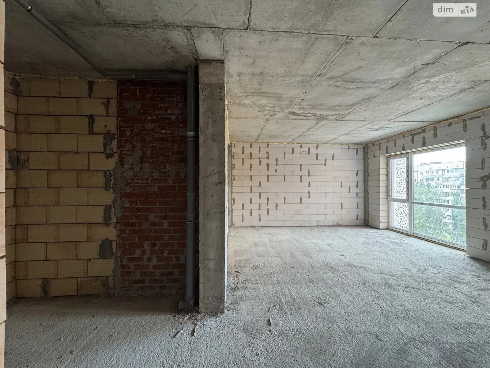 Продается 1-комнатная квартира 47 кв. м в Днепре, пер. Добровольцев, 3 - фото 1