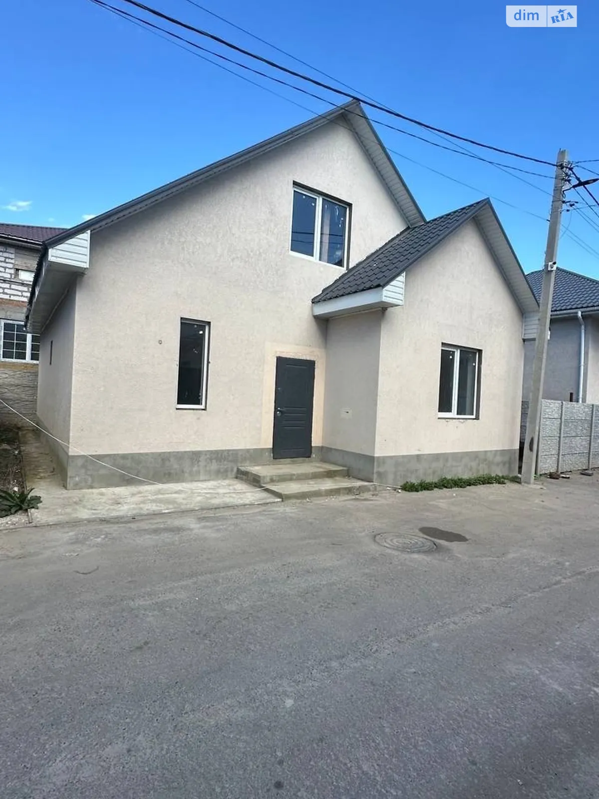 Продается дом на 2 этажа 140 кв. м с подвалом, цена: 65000 $ - фото 1