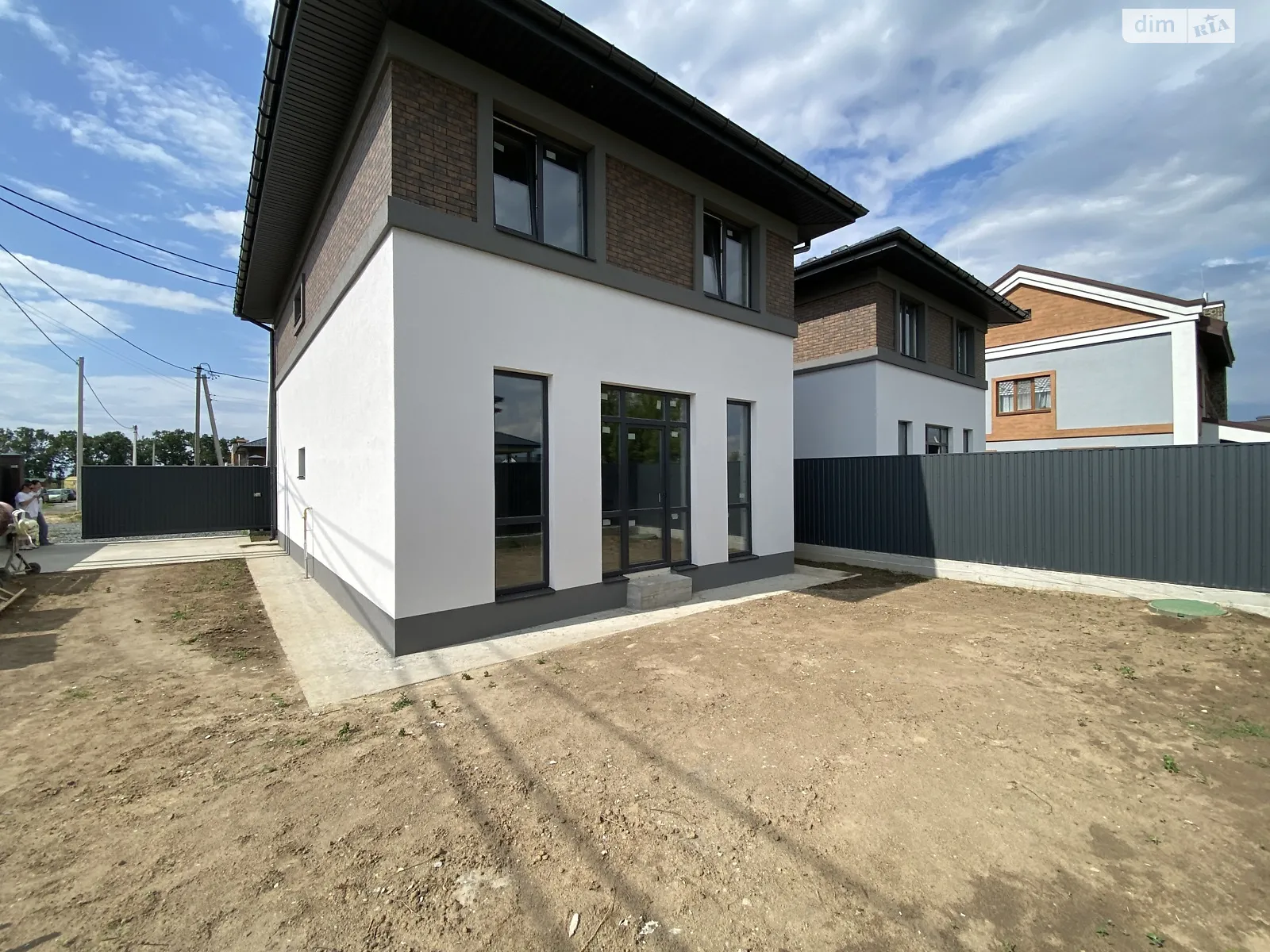 Продается дом на 2 этажа 120 кв. м с мебелью, цена: 120000 $ - фото 1