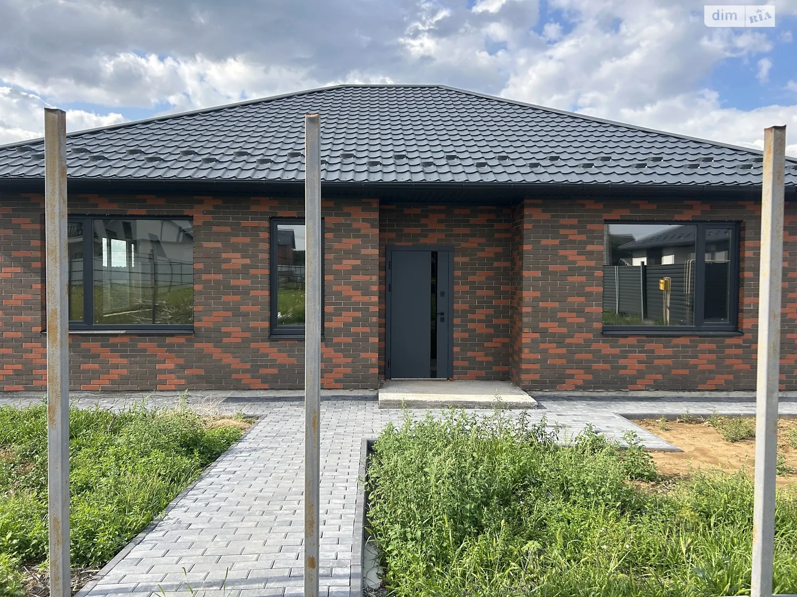 Продается одноэтажный дом 100 кв. м с верандой, цена: 72000 $ - фото 1