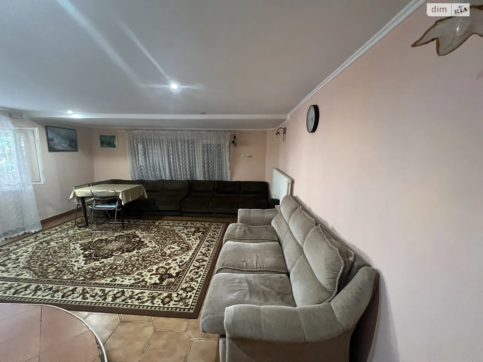 Продается дом на 2 этажа 280 кв. м с подвалом, цена: 80000 $ - фото 1
