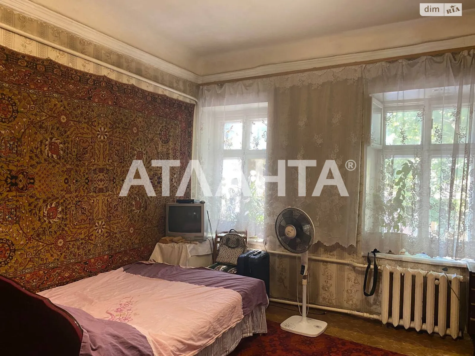 Продается 1-комнатная квартира 32.3 кв. м в Одессе, ул. Богдана Хмельницкого - фото 1