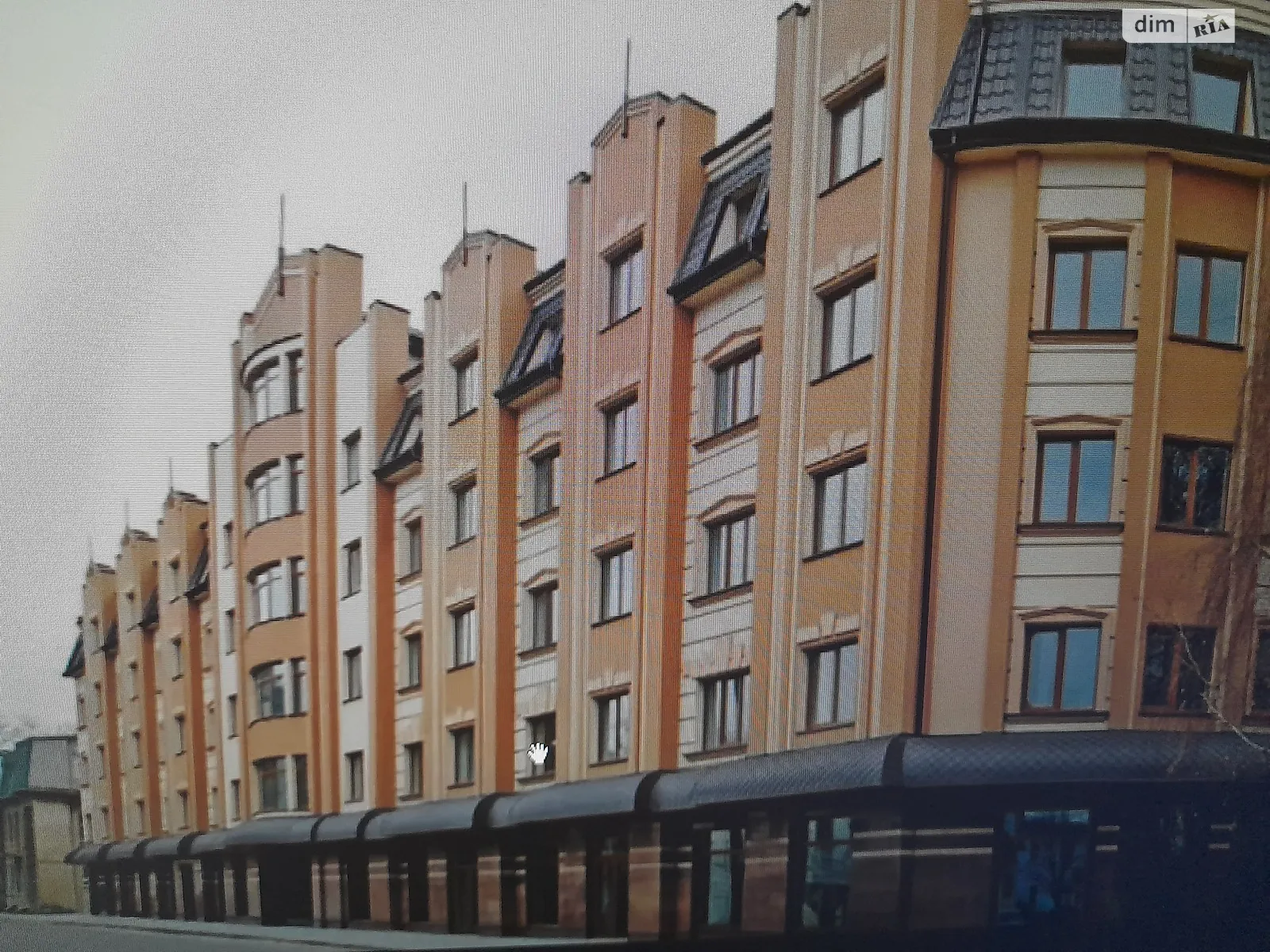 Продается офис 21 кв. м в бизнес-центре, цена: 29500 $ - фото 1