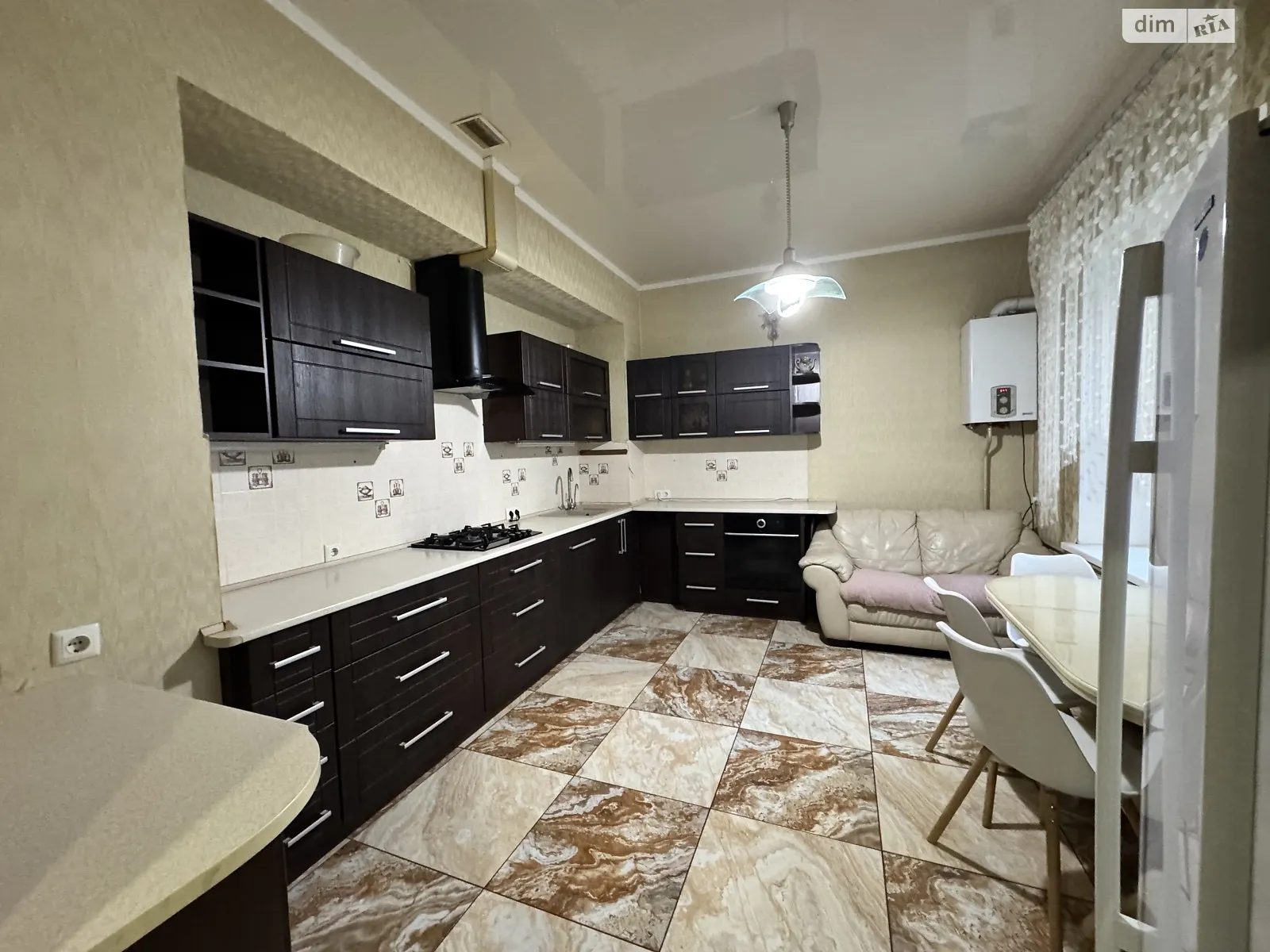 Сдается в аренду 3-комнатная квартира 109.3 кв. м в Хмельницком, Старокостянтиновское шоссе, 26/3 - фото 1