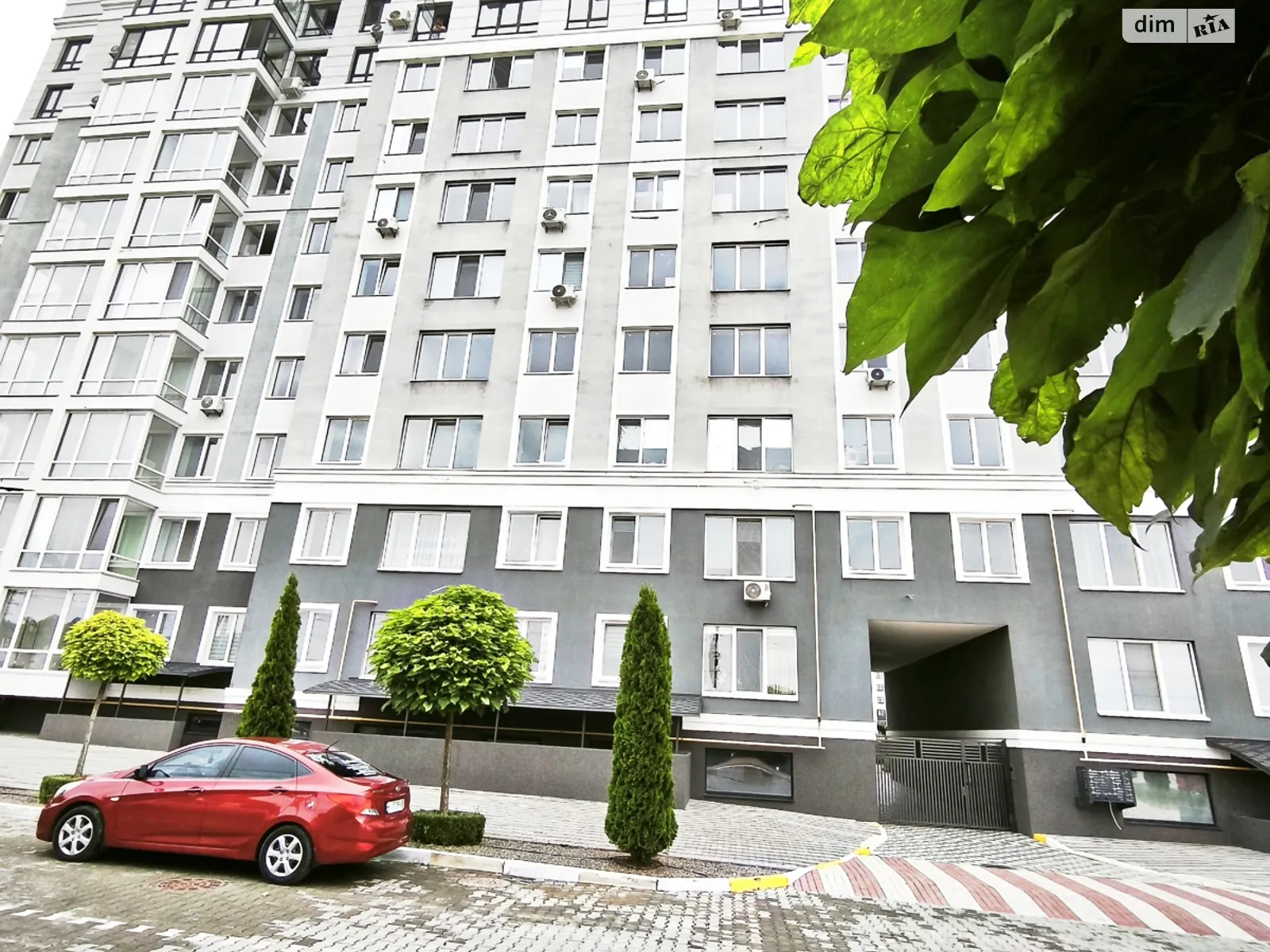 Продается 1-комнатная квартира 52.4 кв. м в Буче, ул. Ивана Кожедуба, 8А - фото 1