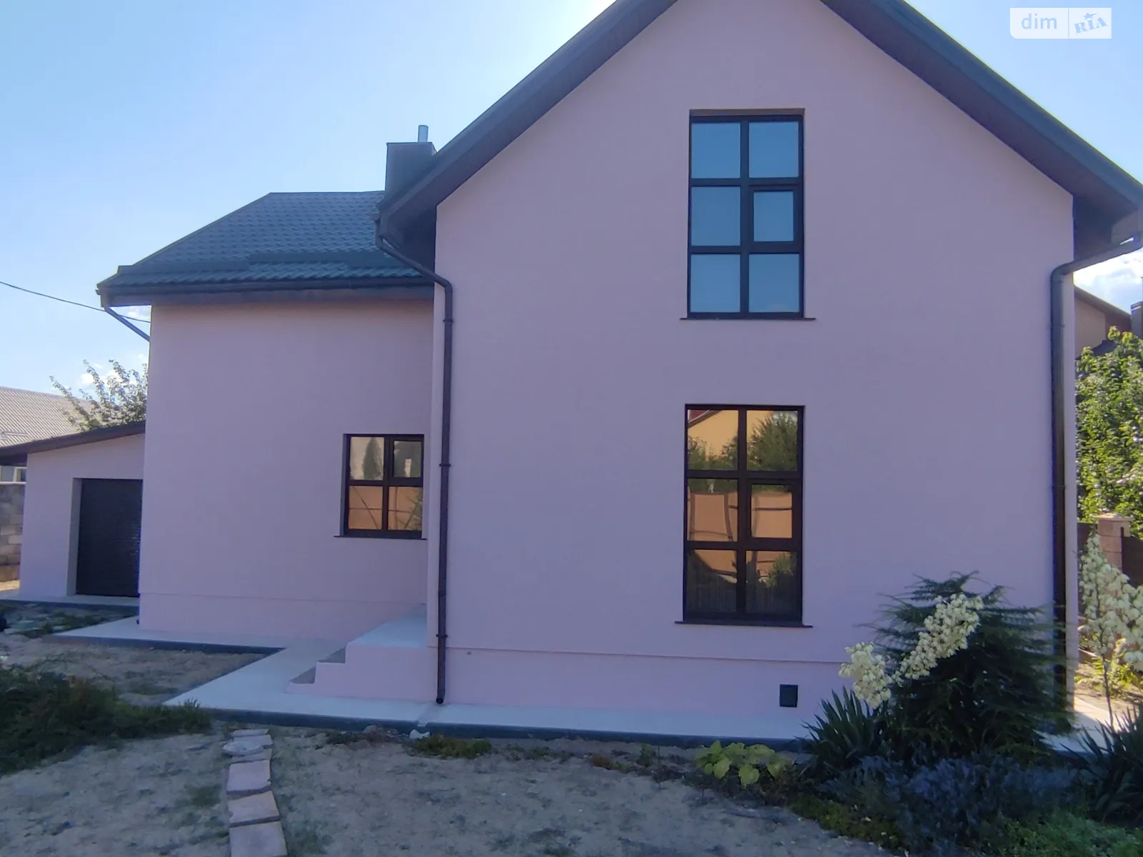 Продается дом на 2 этажа 170.7 кв. м с камином, цена: 187000 $ - фото 1