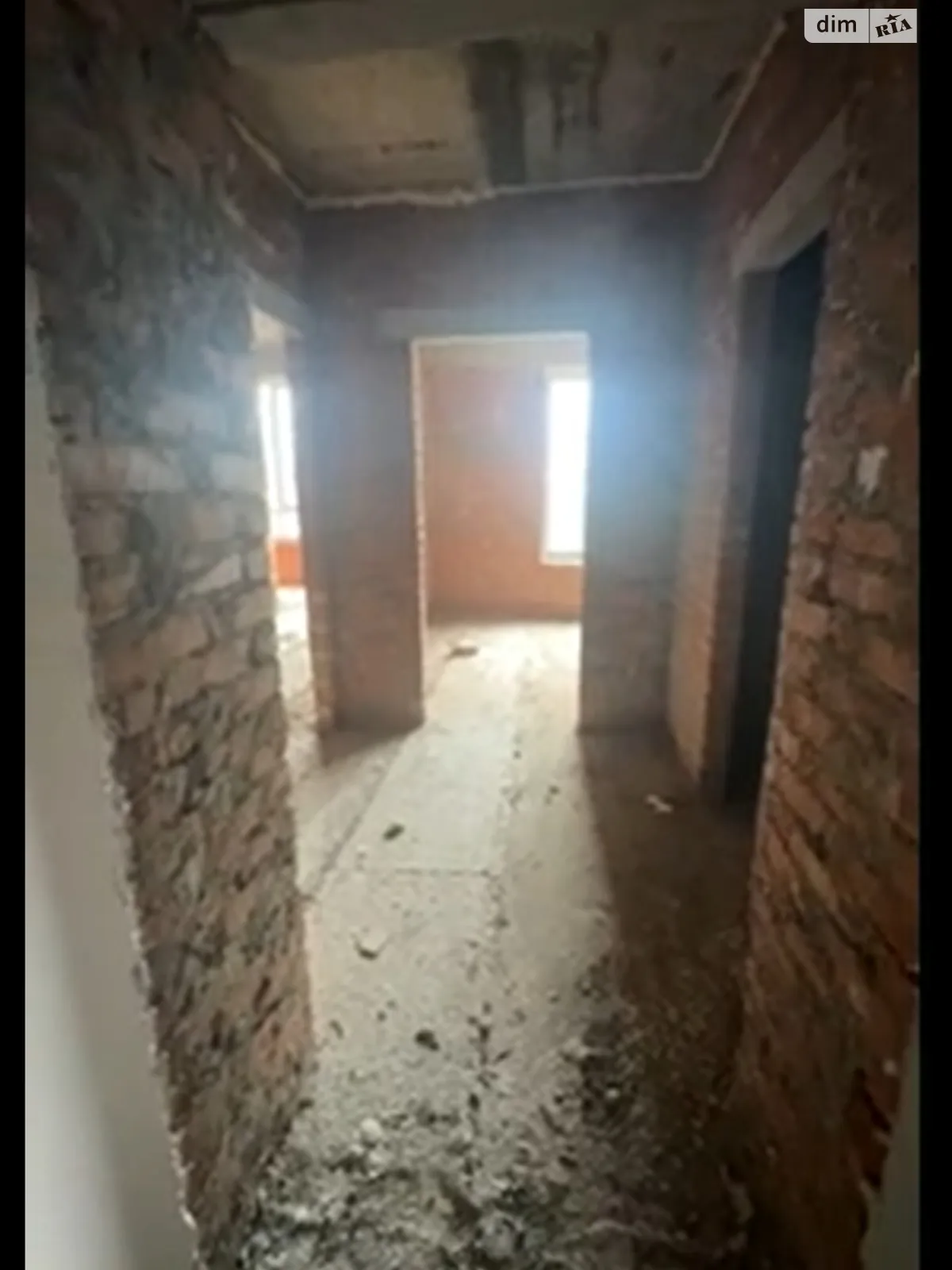 Продается 1-комнатная квартира 35 кв. м в Буче, ул. Ивана Кожедуба, 7 - фото 1