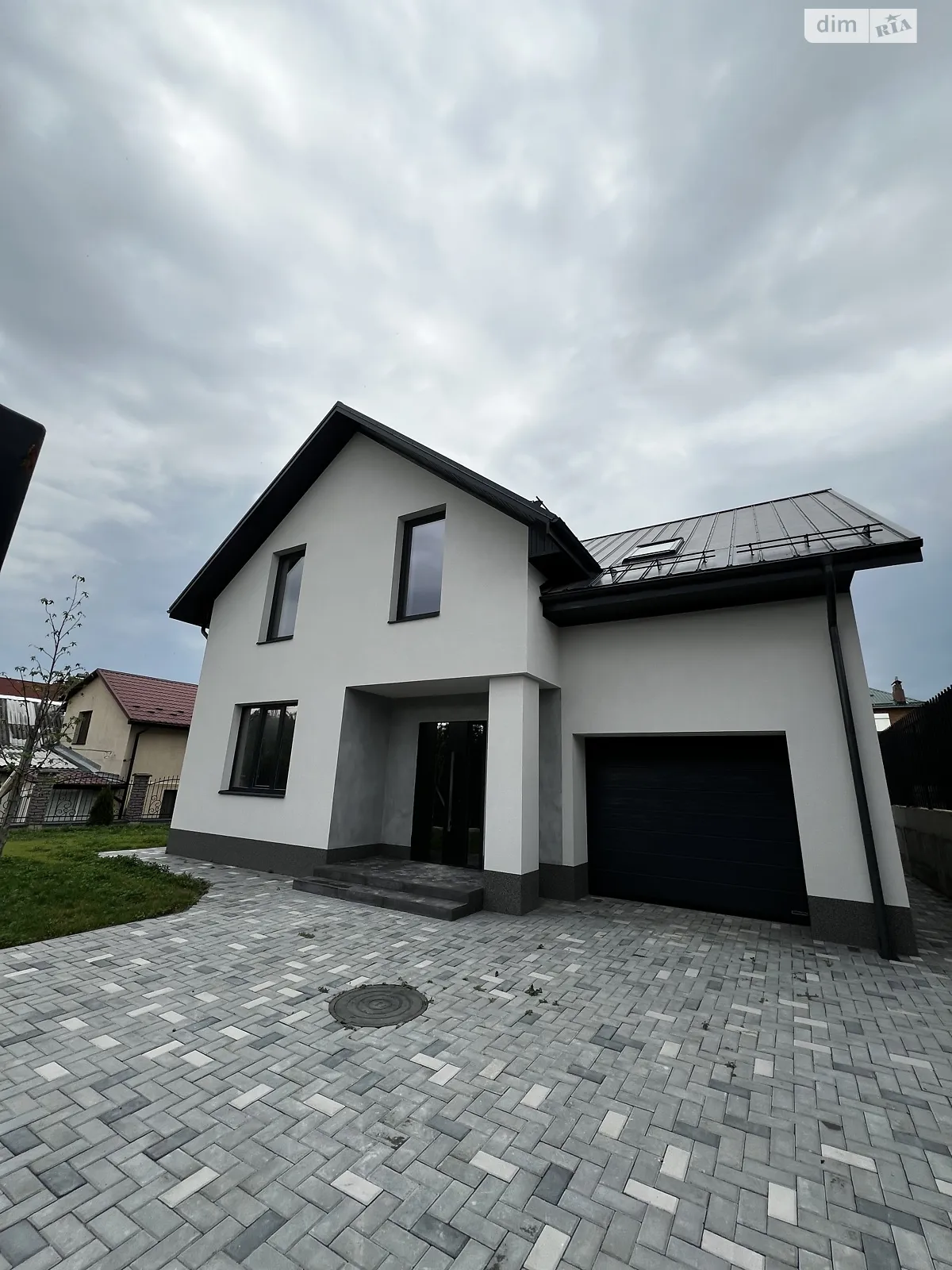 Продается дом на 2 этажа 160 кв. м с террасой, цена: 220000 $ - фото 1