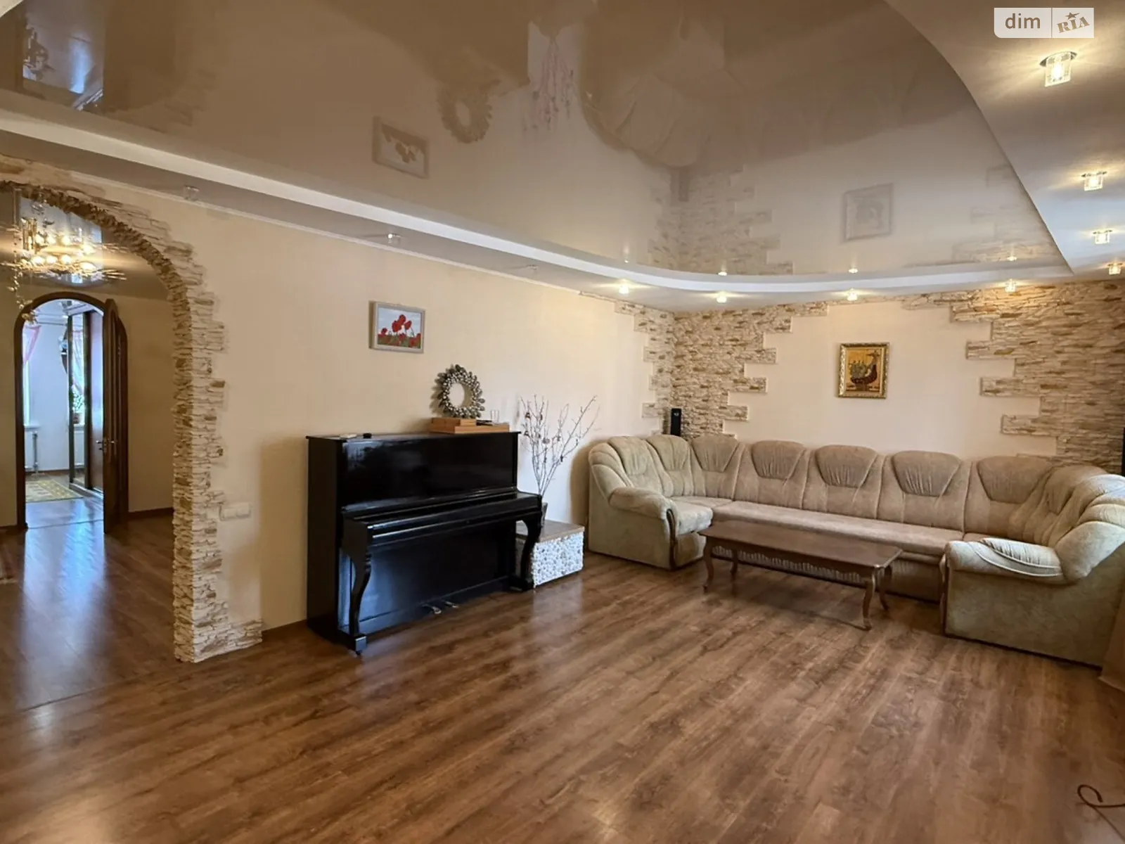 Продается 3-комнатная квартира 119.7 кв. м в Полтаве, цена: 72500 $ - фото 1