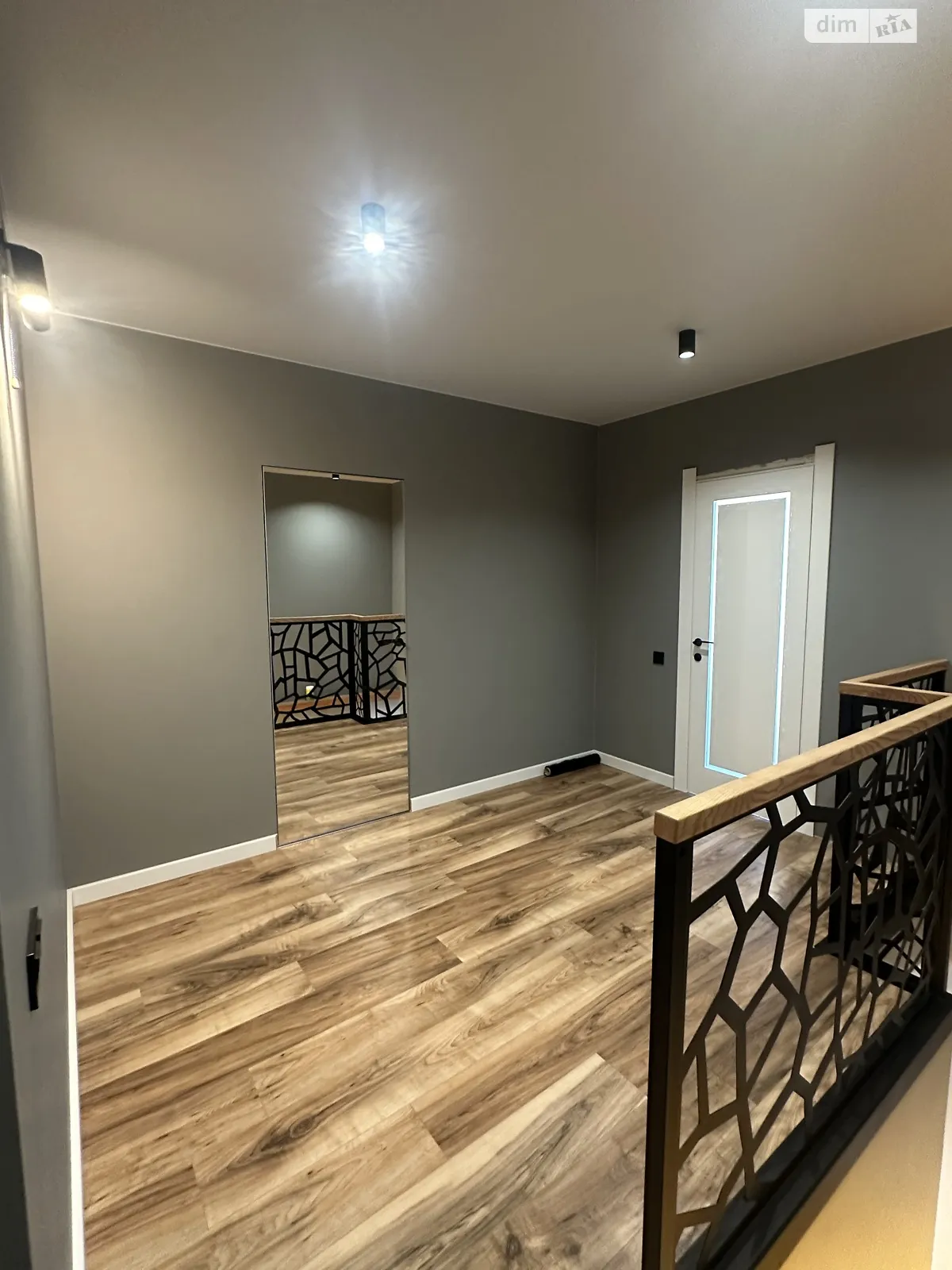 Продается 4-комнатная квартира 131.9 кв. м в Хмельницком, просп. Мира, 63Г - фото 1