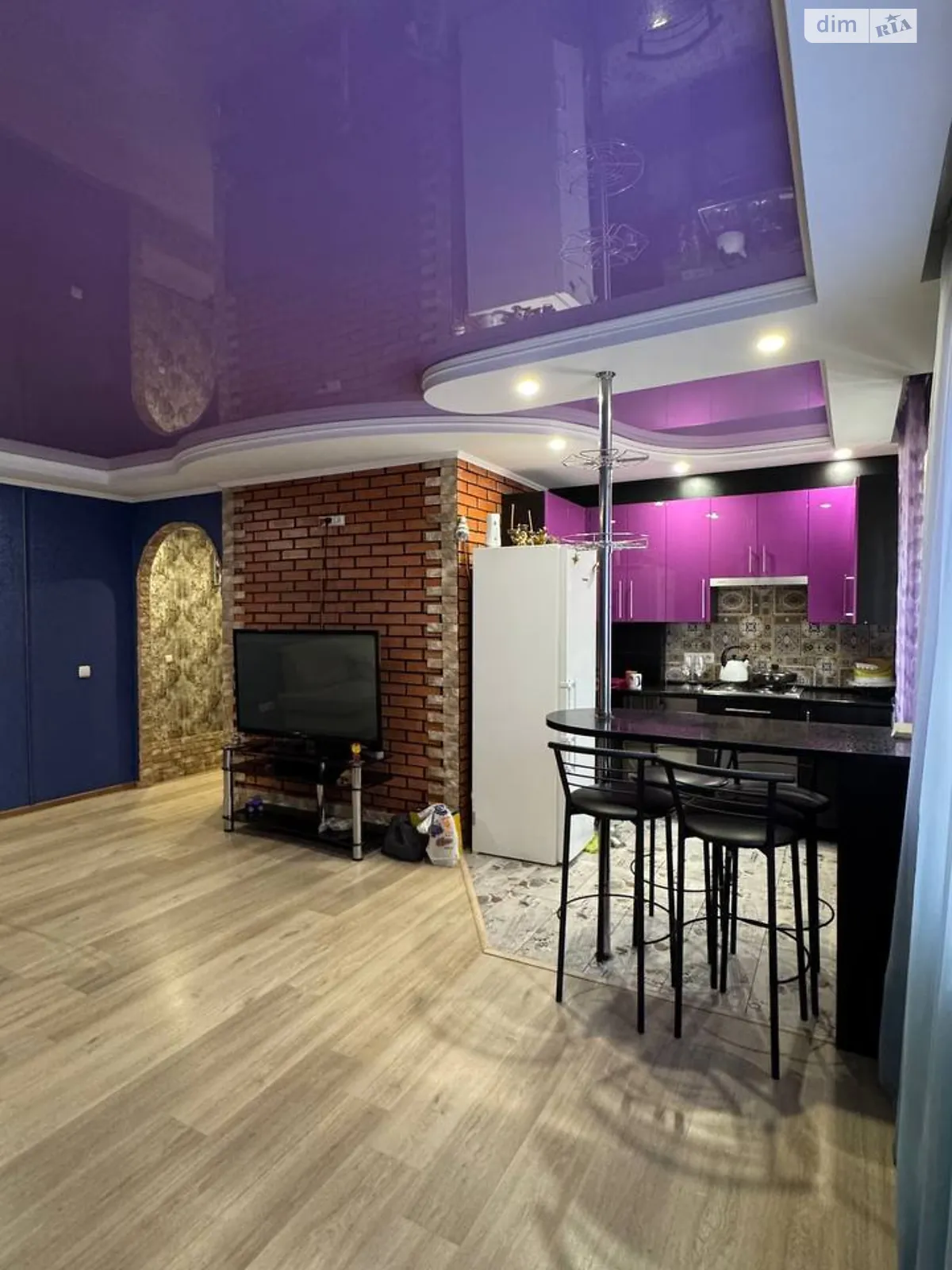 Продается 1-комнатная квартира 45 кв. м в Щербанях, вулиця 65 військове містечко, 1 - фото 1