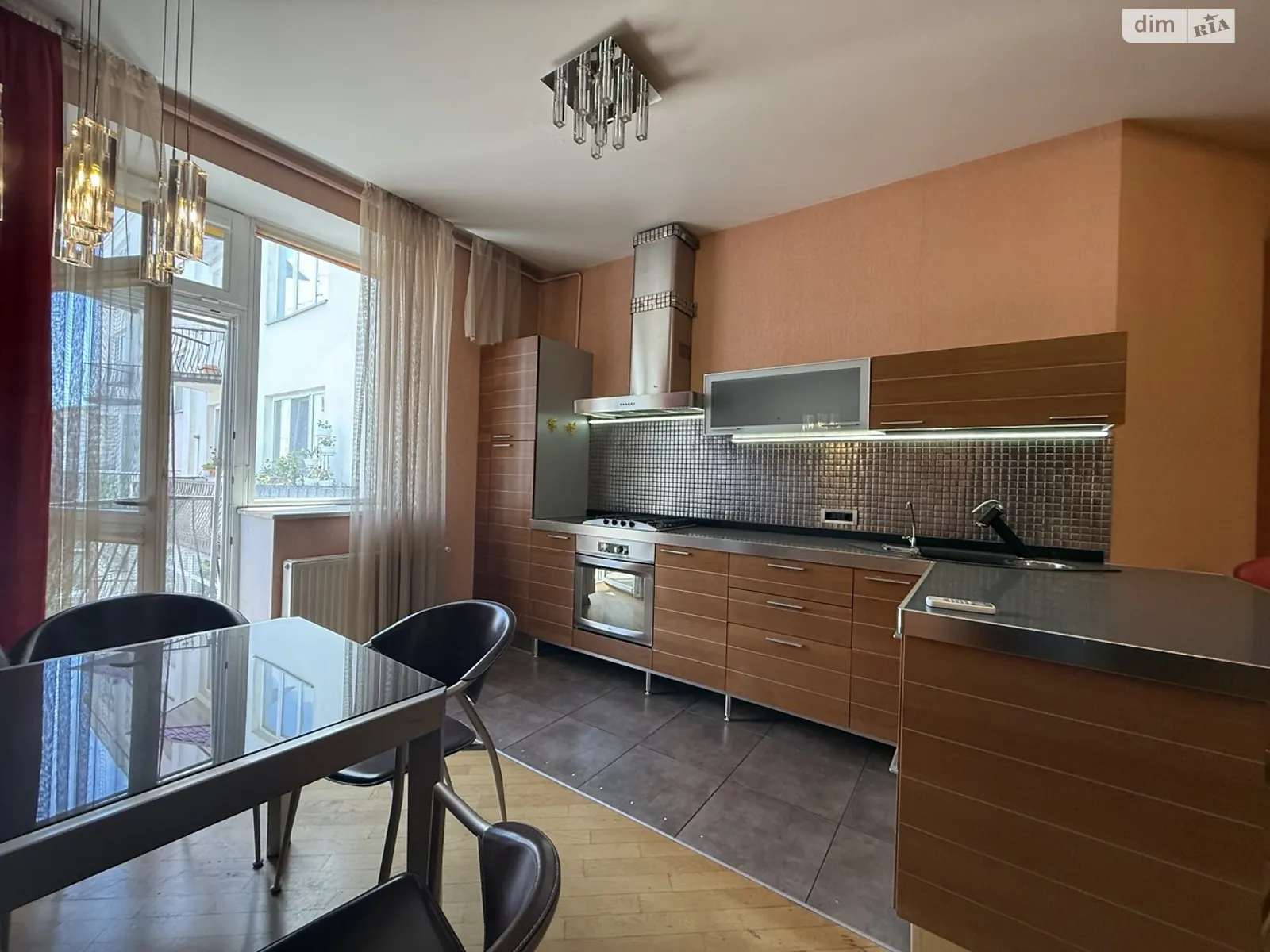 Продається 3-кімнатна квартира 121.7 кв. м у Одесі, пров. Педагогічний, 3 корпус 3 - фото 1