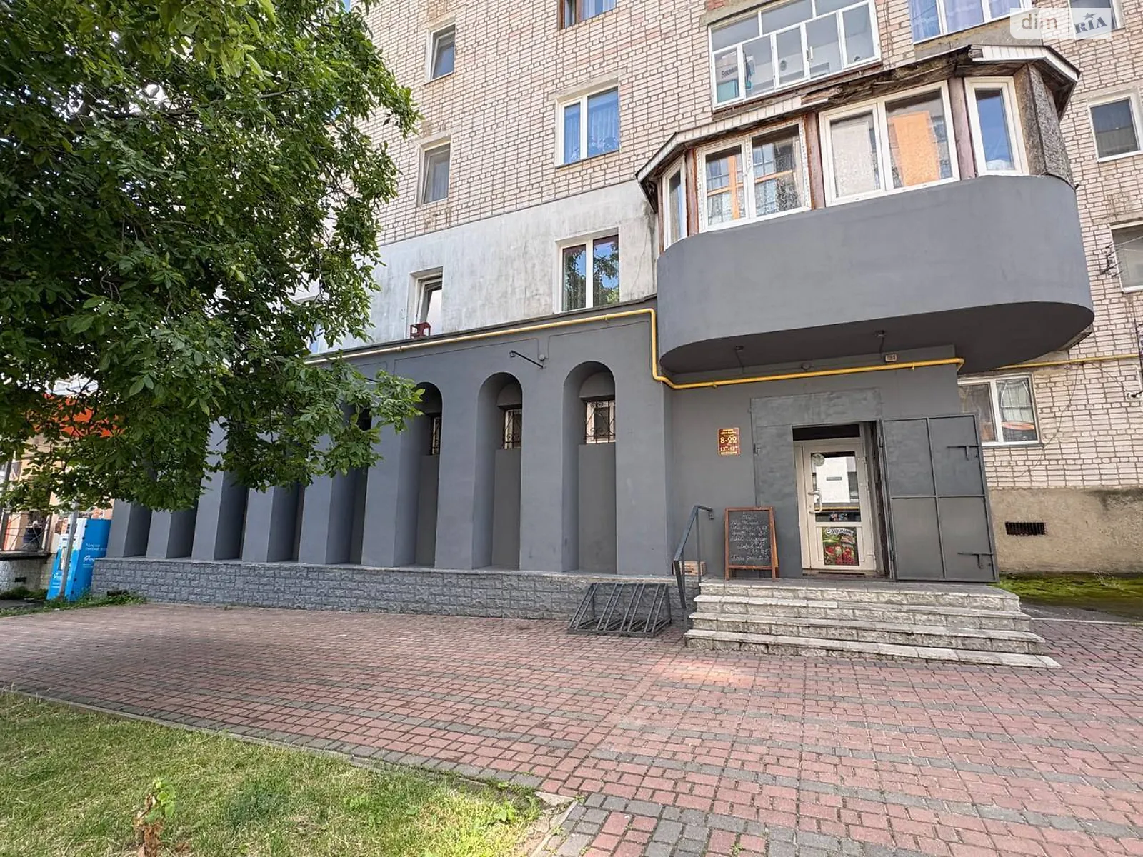 вул. Гетьмана Сагайдачного (2-го Лютого), 6А 6-та школа Здолбунів, цена: 250000 $ - фото 1