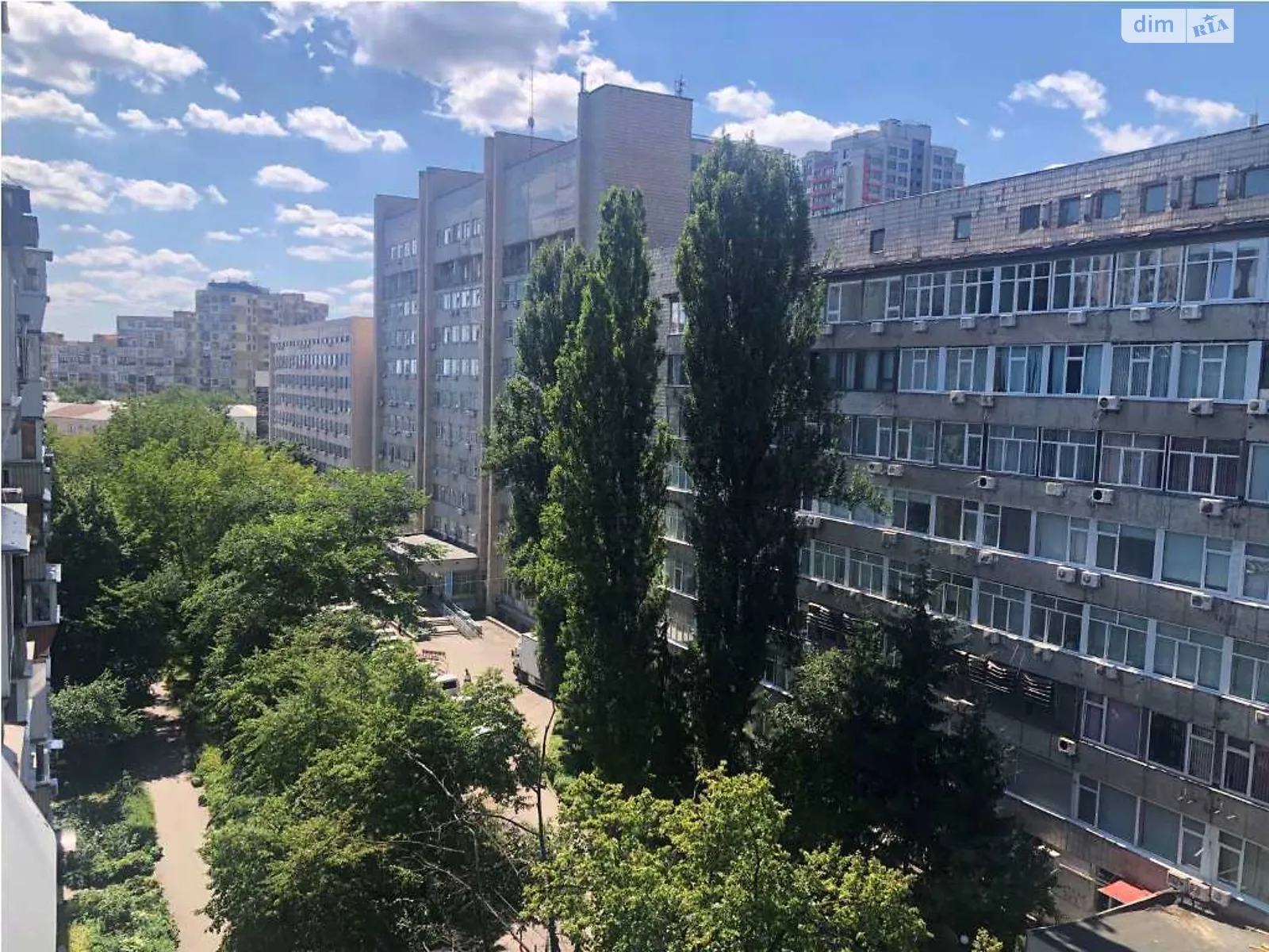 Продається 2-кімнатна квартира 44 кв. м у Києві, бул. Лесі Українки, 28 - фото 1