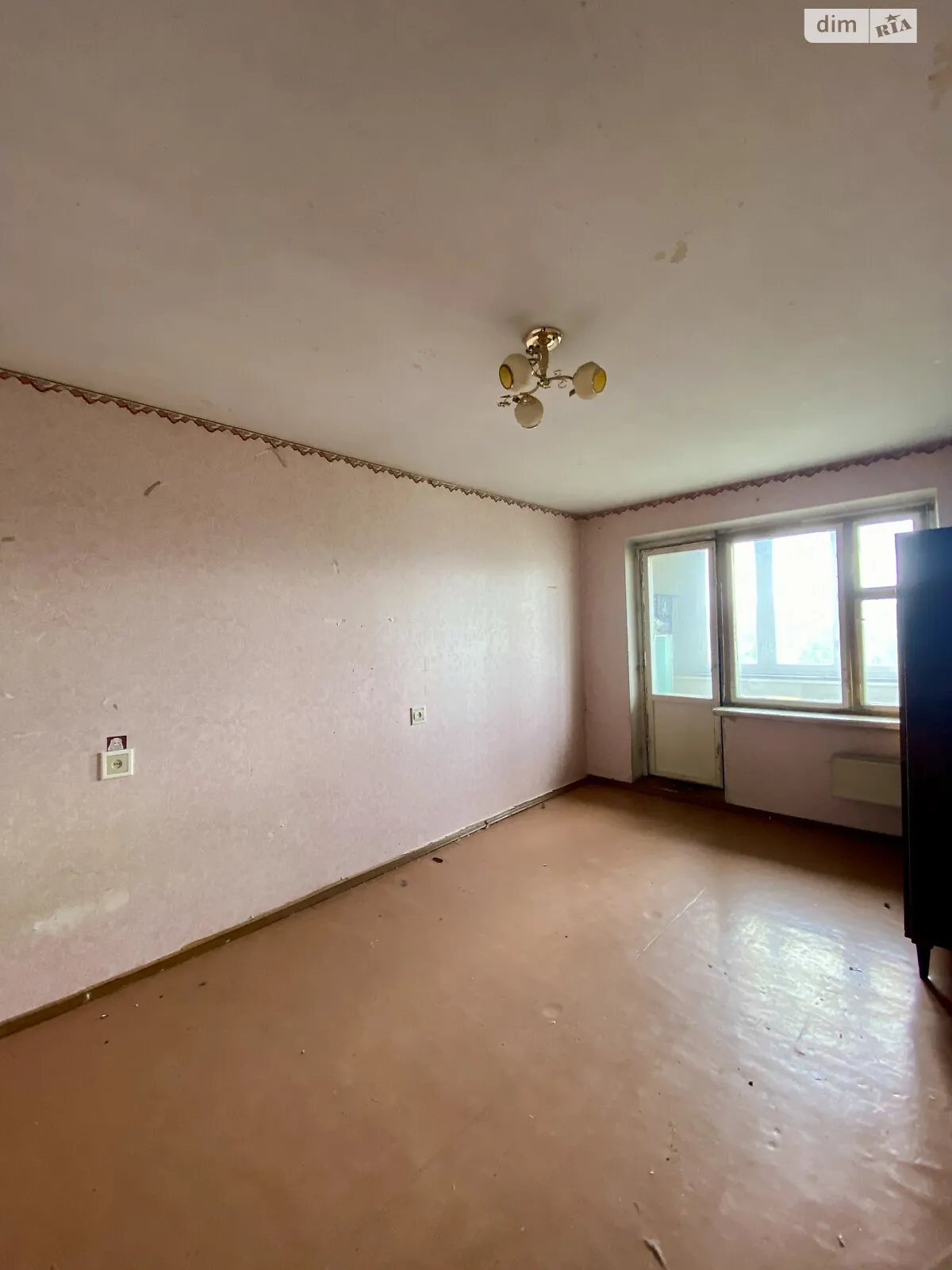 Продается 1-комнатная квартира 34.5 кв. м в Ровно, ул. Шухевича Романа, 18 - фото 1