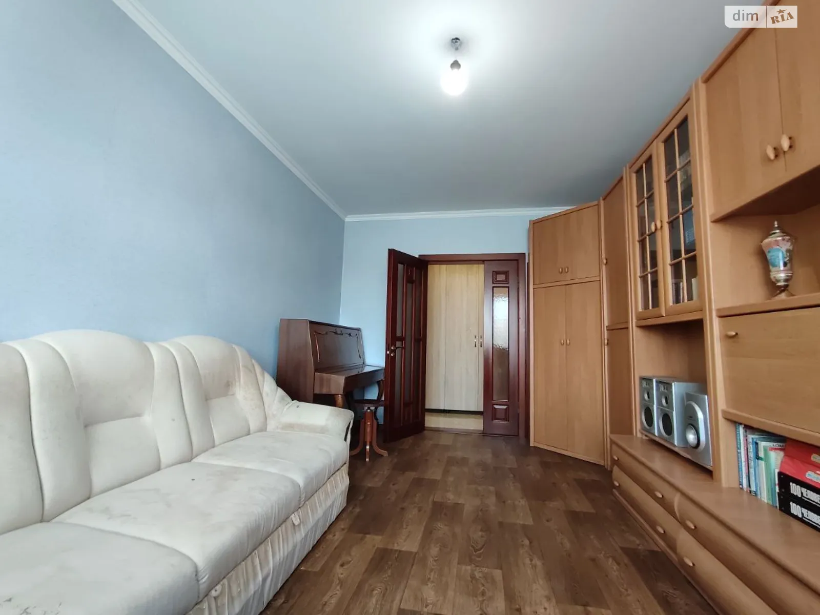 Продається 3-кімнатна квартира 62.2 кв. м у Кривому Розі, вул. вулиця Володимира Бизова, 22 - фото 1