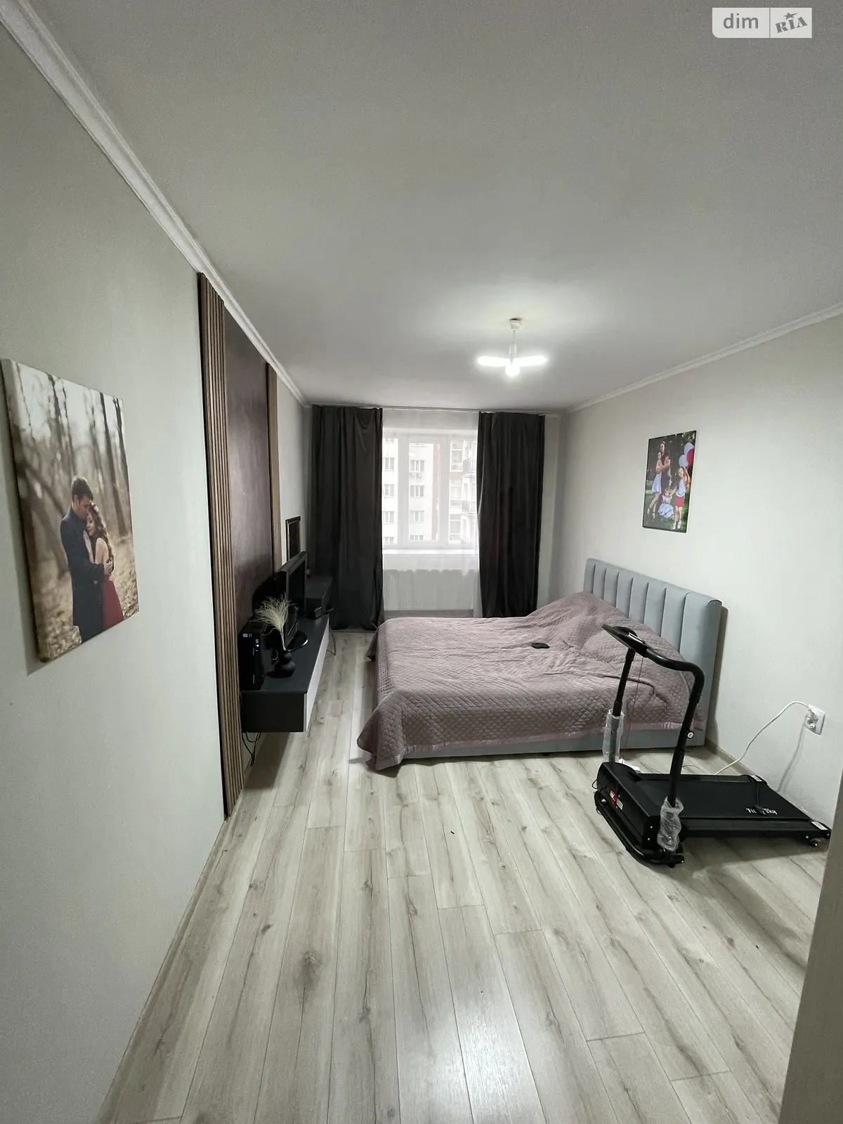 Продается 2-комнатная квартира 69 кв. м в Ивано-Франковске, ул. Высочана Семена, 18 - фото 1