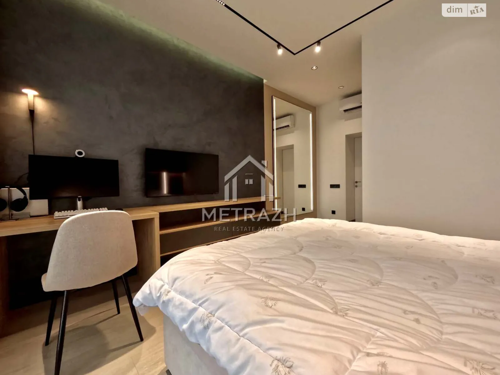 Продається 2-кімнатна квартира 84.7 кв. м у Харкові, вул. Римарська, 27 - фото 1