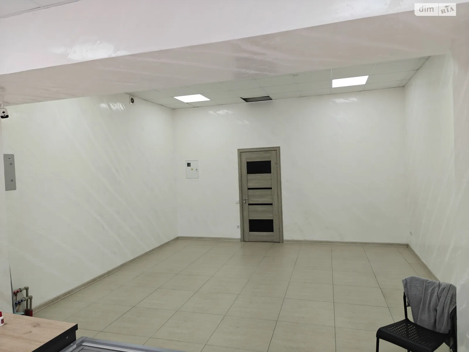 Сдается в аренду помещения свободного назначения 52 кв. м в 1-этажном здании, цена: 15000 грн - фото 1