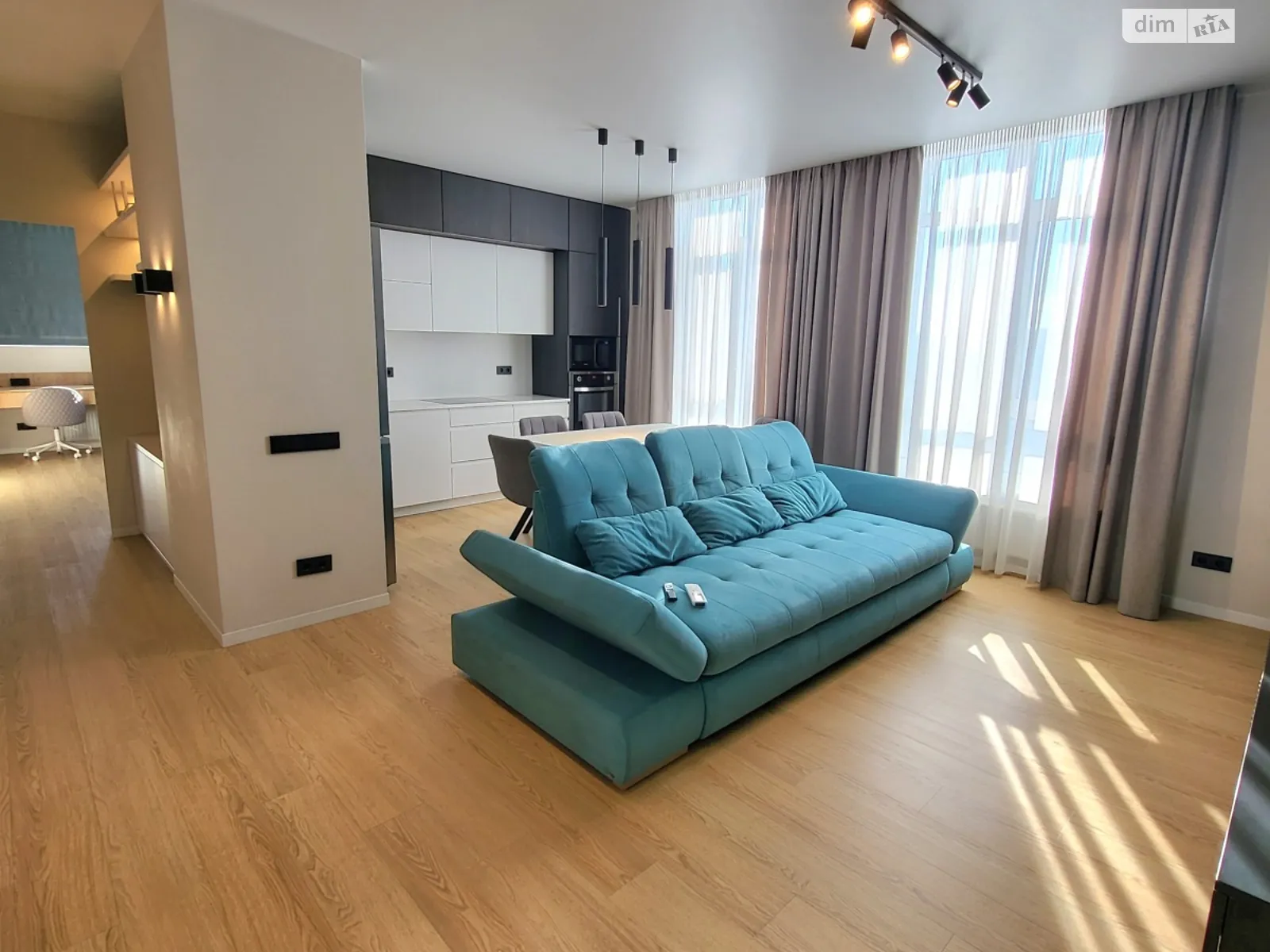 Продается 2-комнатная квартира 74.4 кв. м в Киеве, ул. Елены Пчилки, 7 - фото 1