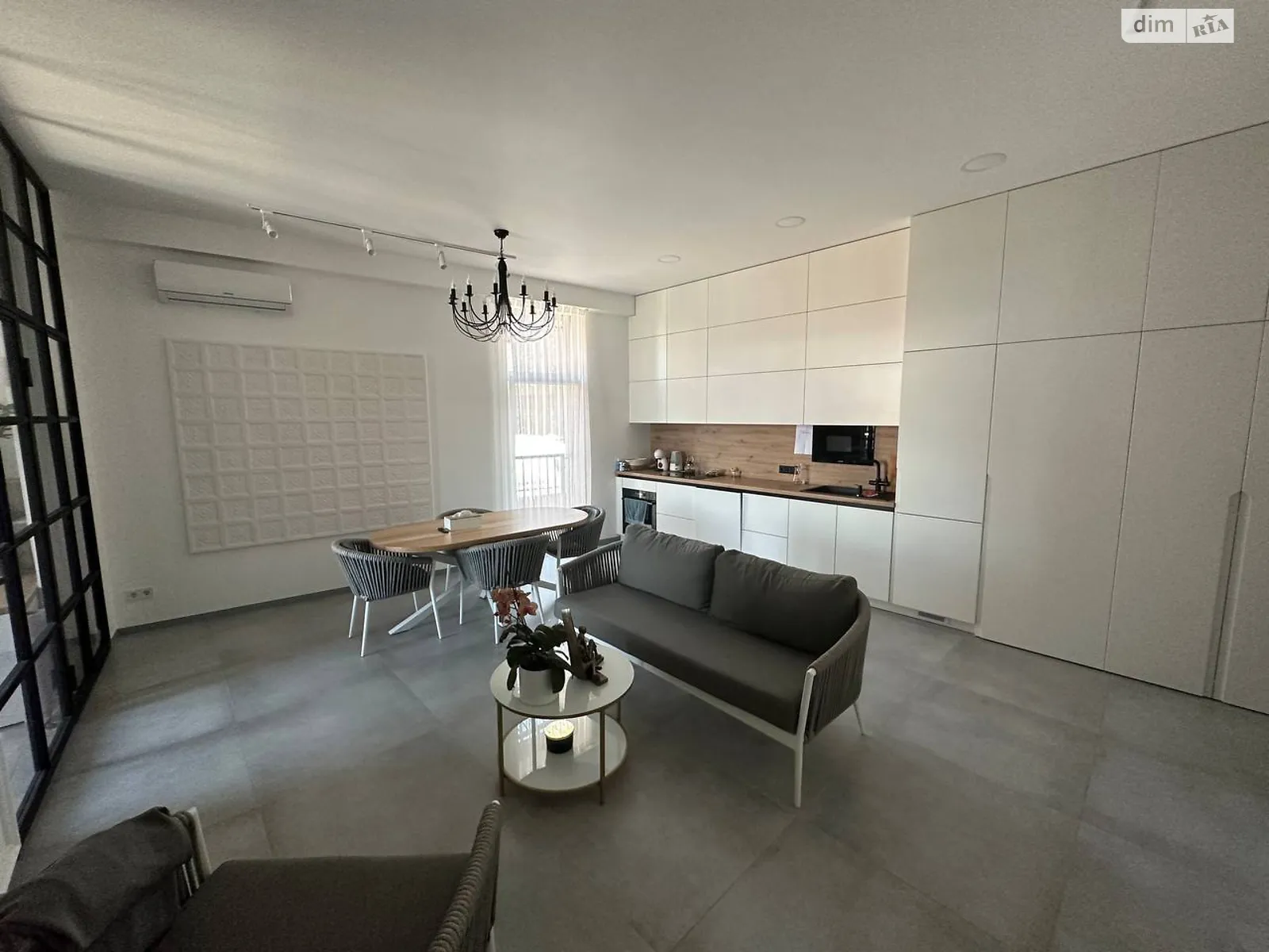Продается 2-комнатная квартира 82.4 кв. м в Днепре, пер. Южный, 4/6 - фото 1