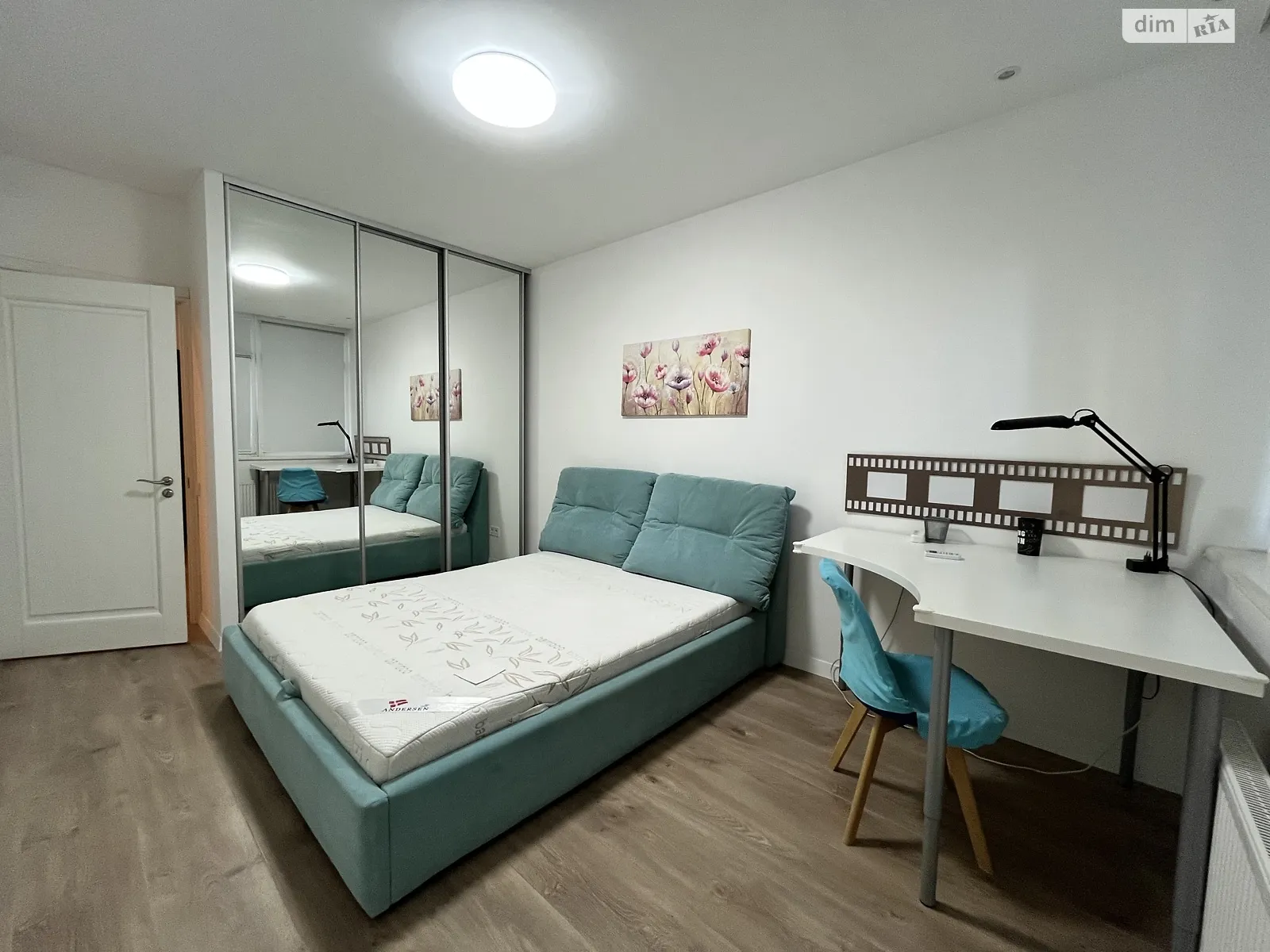 Сдается в аренду 3-комнатная квартира 70 кв. м в Крыжановка, ул. Академика Сахарова, 3Б - фото 1