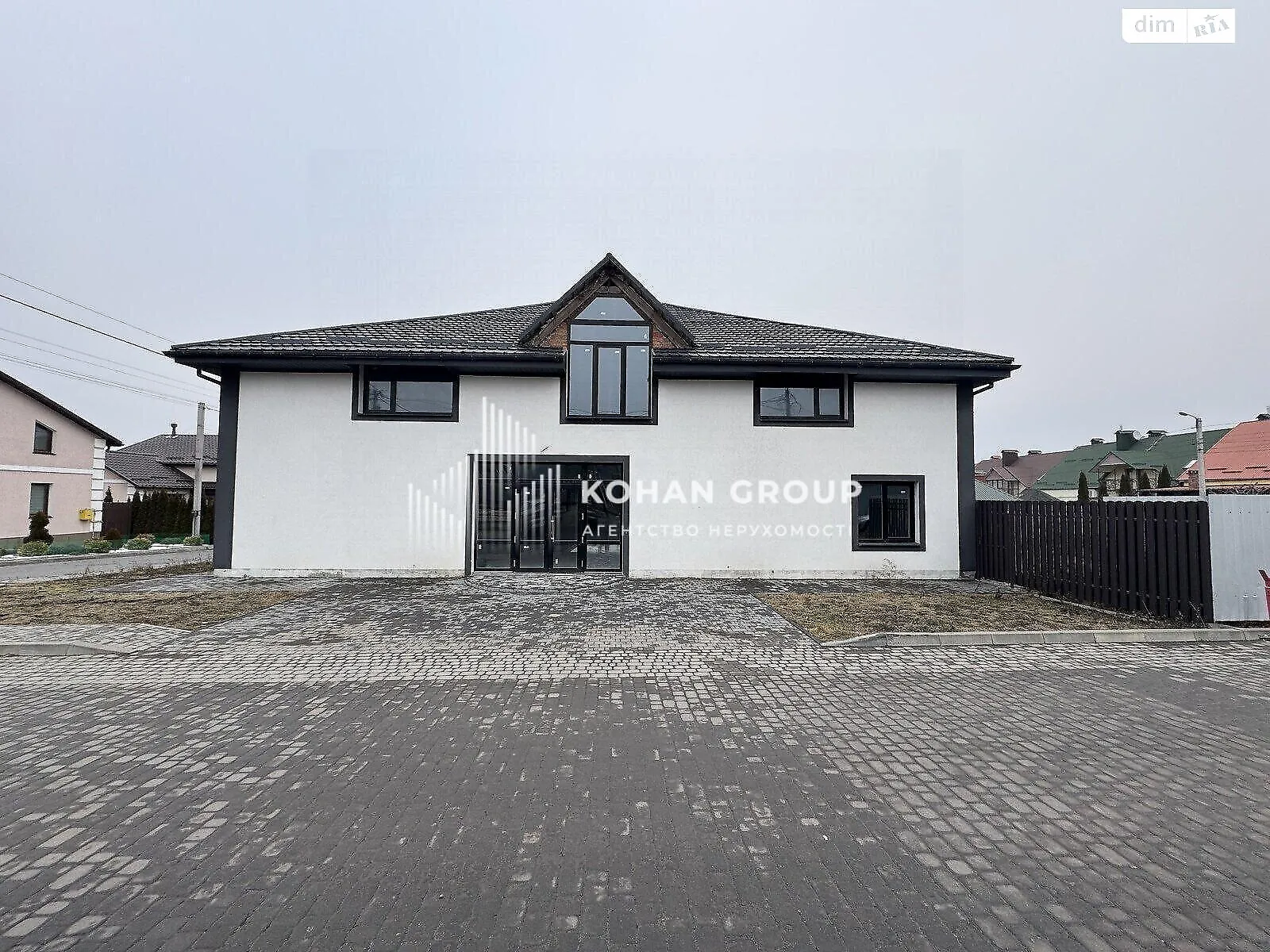 Продается дом на 2 этажа 498 кв. м с участком, цена: 189000 $ - фото 1