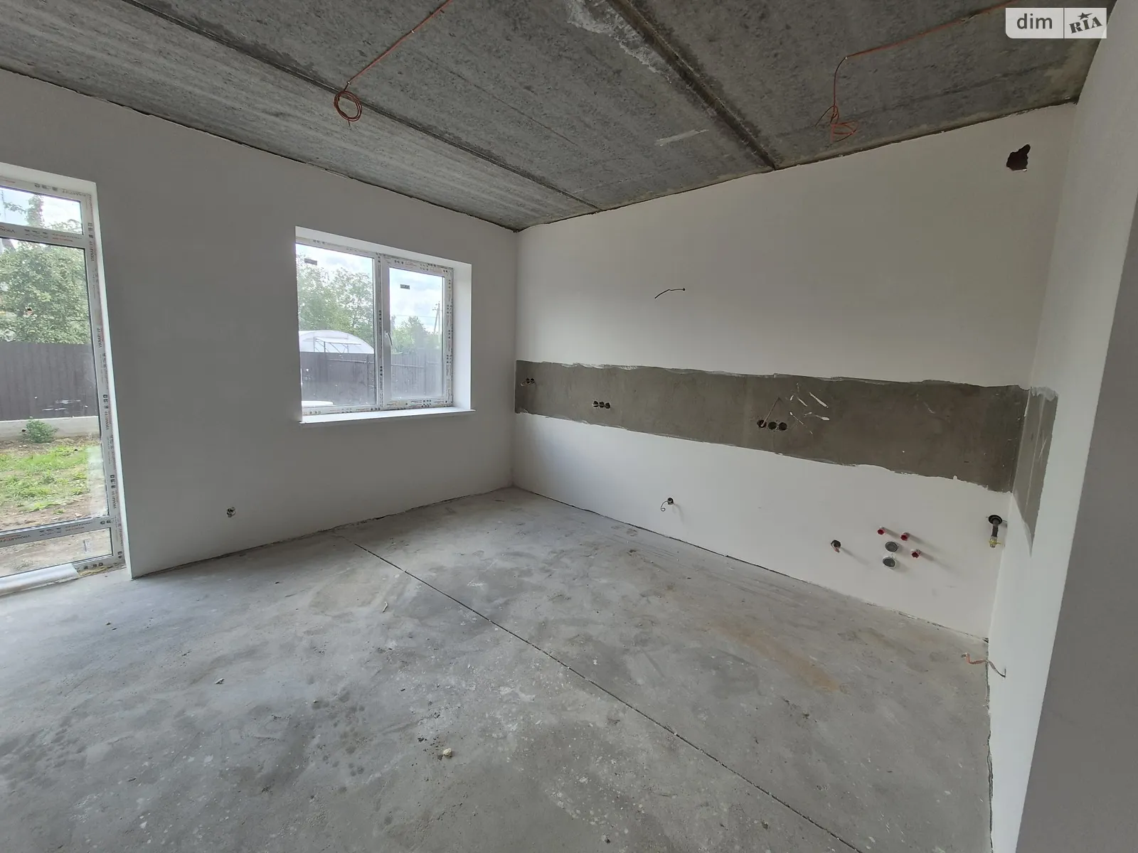 Продается дом на 2 этажа 128 кв. м с подвалом, цена: 92000 $ - фото 1