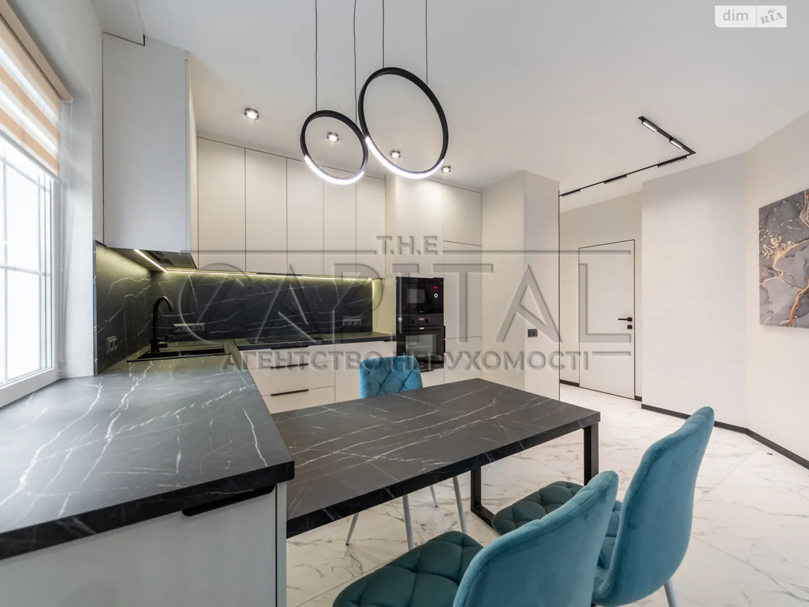 Продается 1-комнатная квартира 41 кв. м в Киеве, ул. Михаила Максимовича, 24А - фото 1