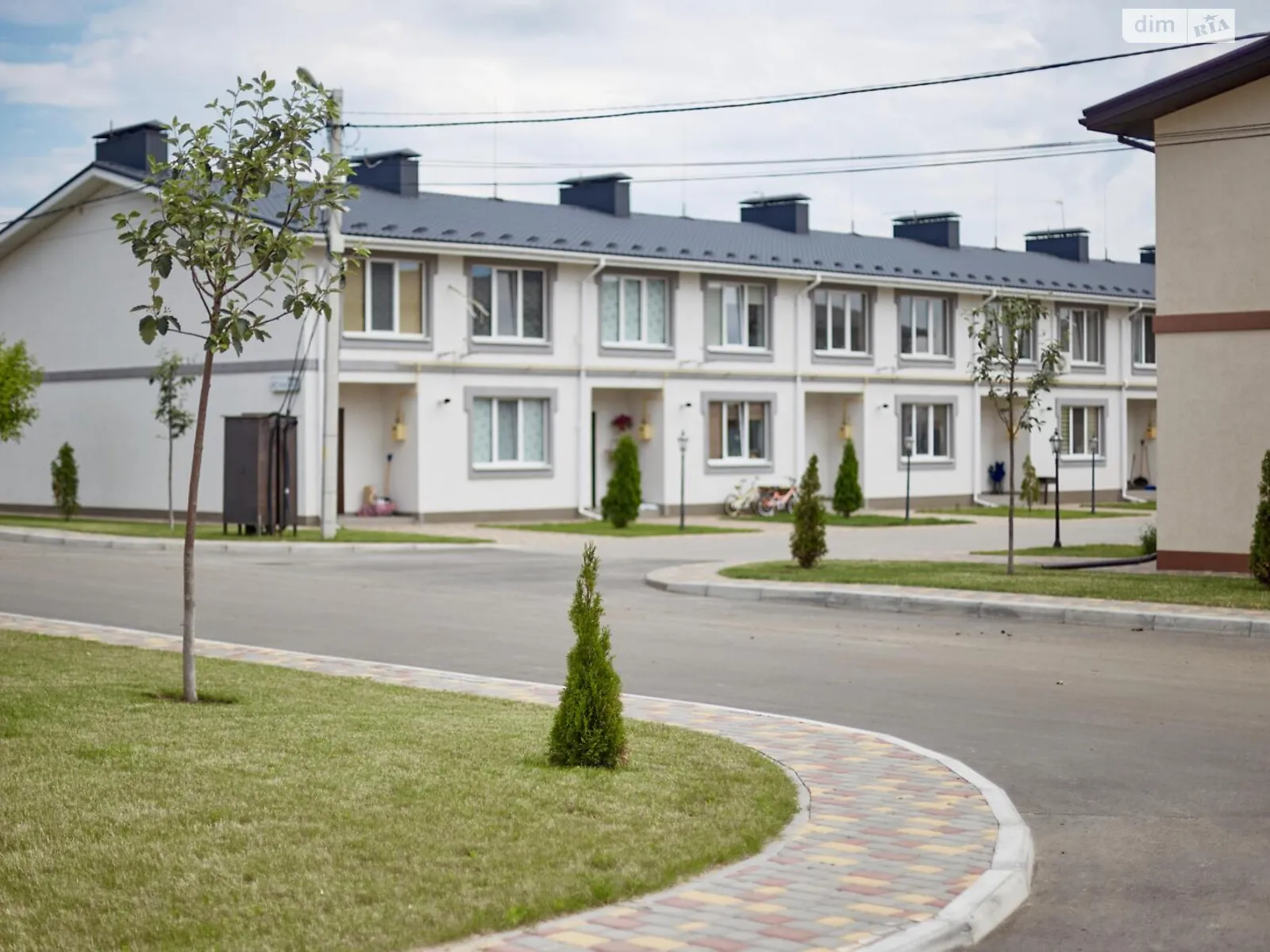 Продается 2-комнатная квартира 80 кв. м в Борисполе, ул. Ясная, 12 - фото 1