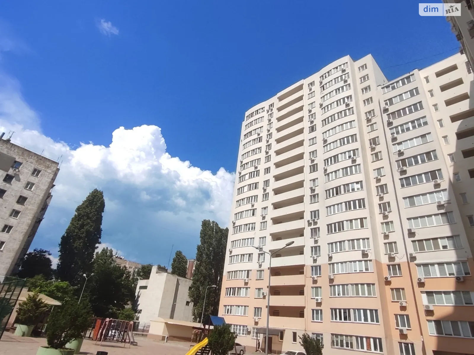 Продается 1-комнатная квартира 45.6 кв. м в Одессе, ул. Костанди - фото 1