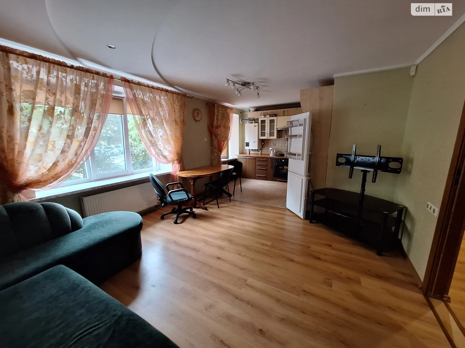 Продается 3-комнатная квартира 65 кв. м в Виннице, просп. Юности, 83 - фото 1