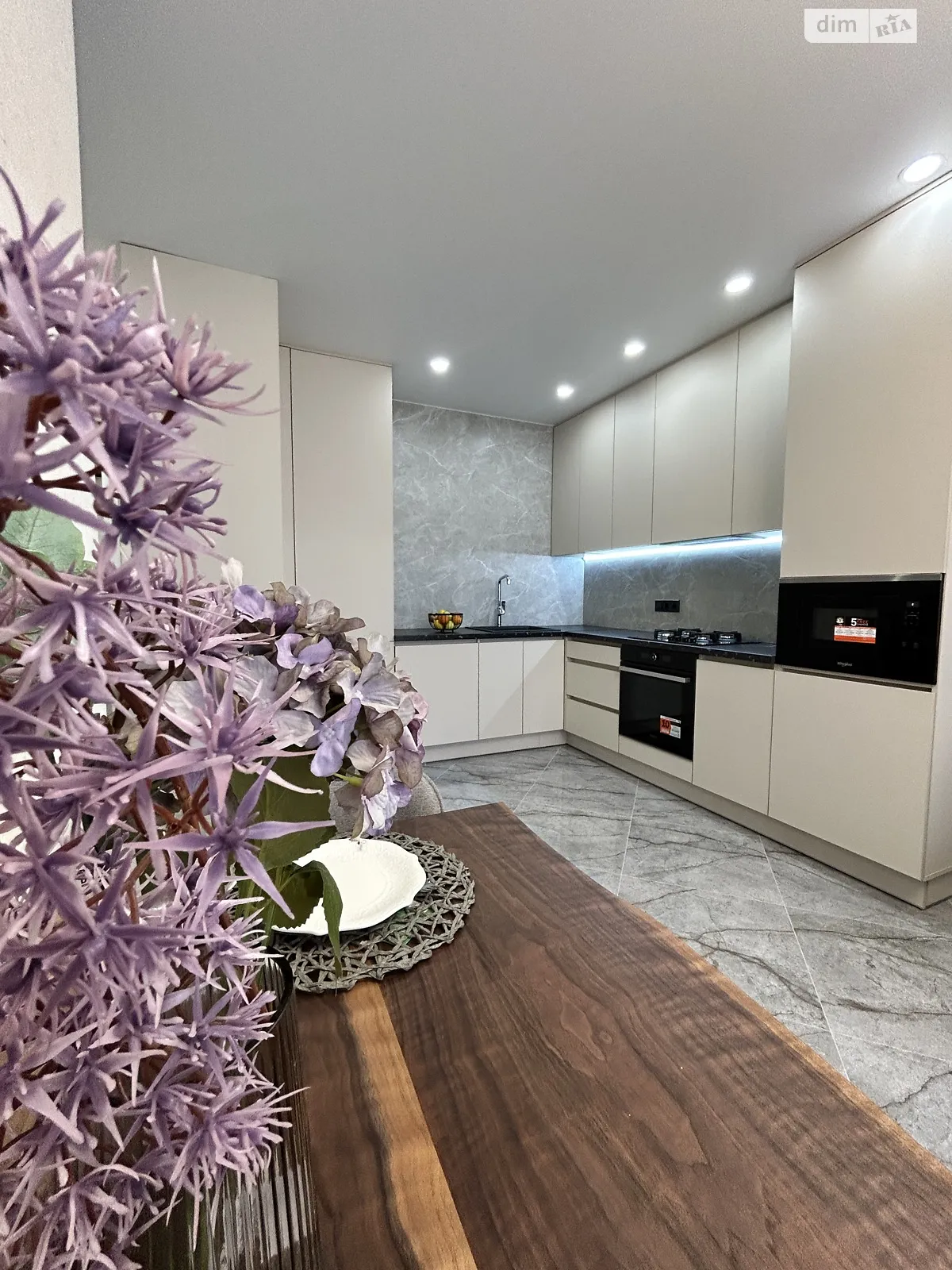 Продается 1-комнатная квартира 41.5 кв. м в Ирпене, ул. Василия Стуса(Пушкинская), 27 - фото 1