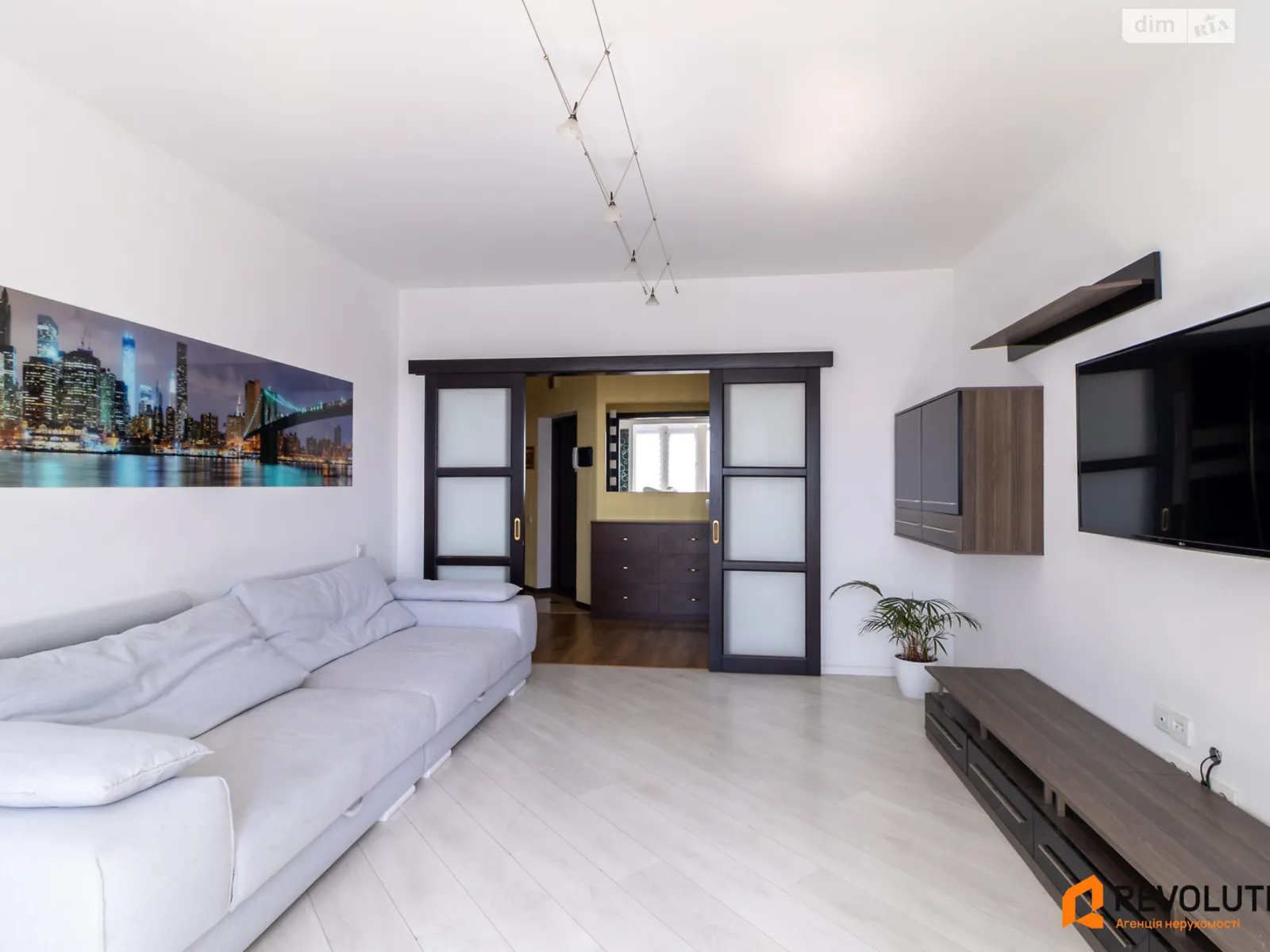 Продается 2-комнатная квартира 82.8 кв. м в Киеве, просп. Науки, 80А/73 - фото 1