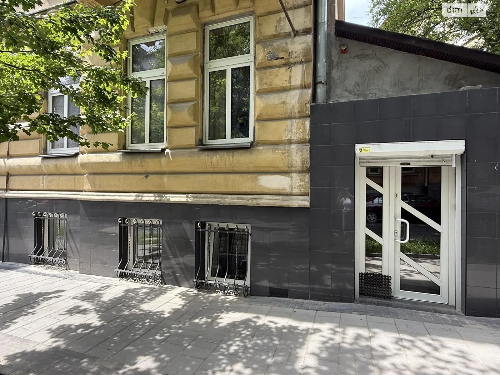 Продається офіс 87.4 кв. м в бізнес-центрі, цена: 110000 $ - фото 1