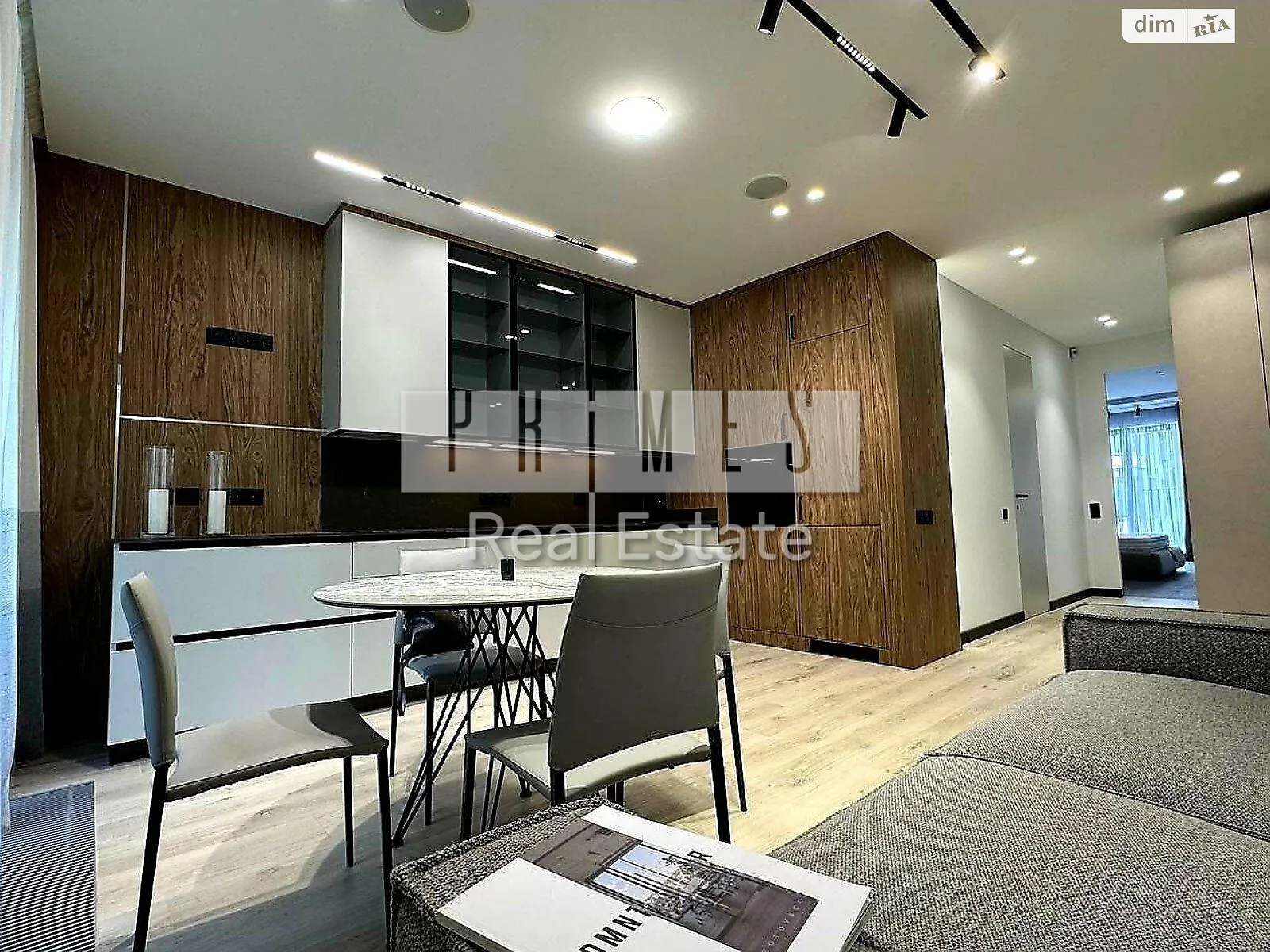 Продается 2-комнатная квартира 71.1 кв. м в Киеве, ул. Набережно-Рыбальская дорога - фото 1