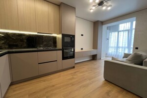 Продажа квартиры, Ивано-Франковск, р‑н. Центр, Высочана Семена улица