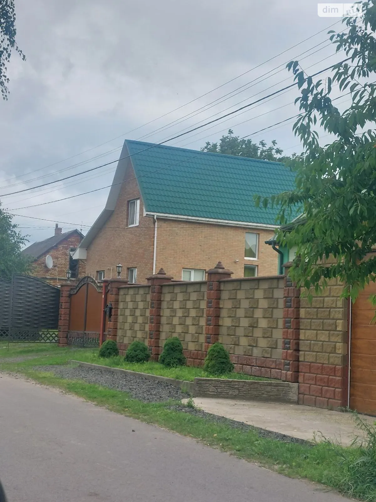 Продается дом на 2 этажа 89 кв. м с балконом, цена: 125000 $ - фото 1
