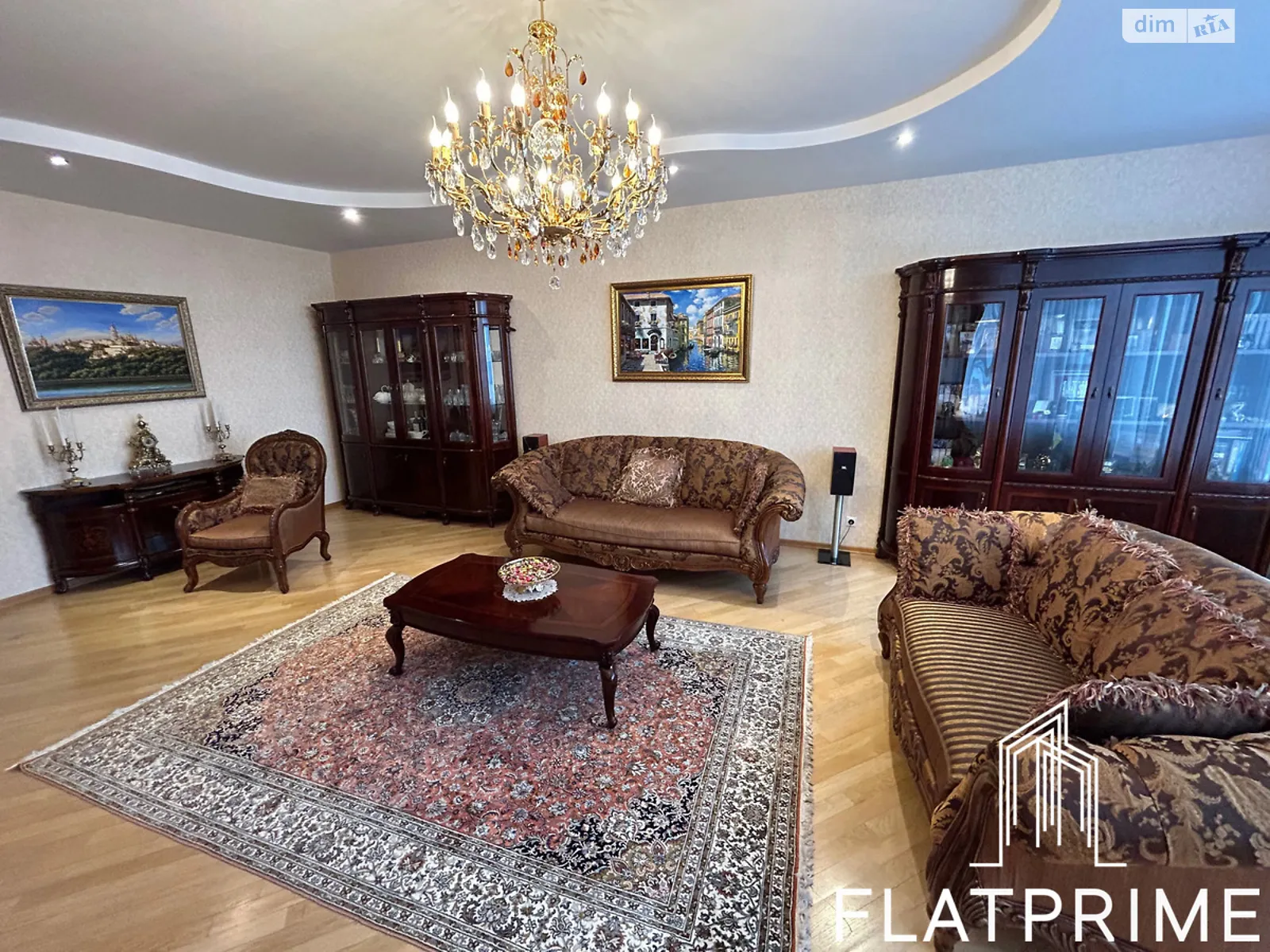 Продается 3-комнатная квартира 160 кв. м в Киеве, ул. Молдавская, 2 - фото 1