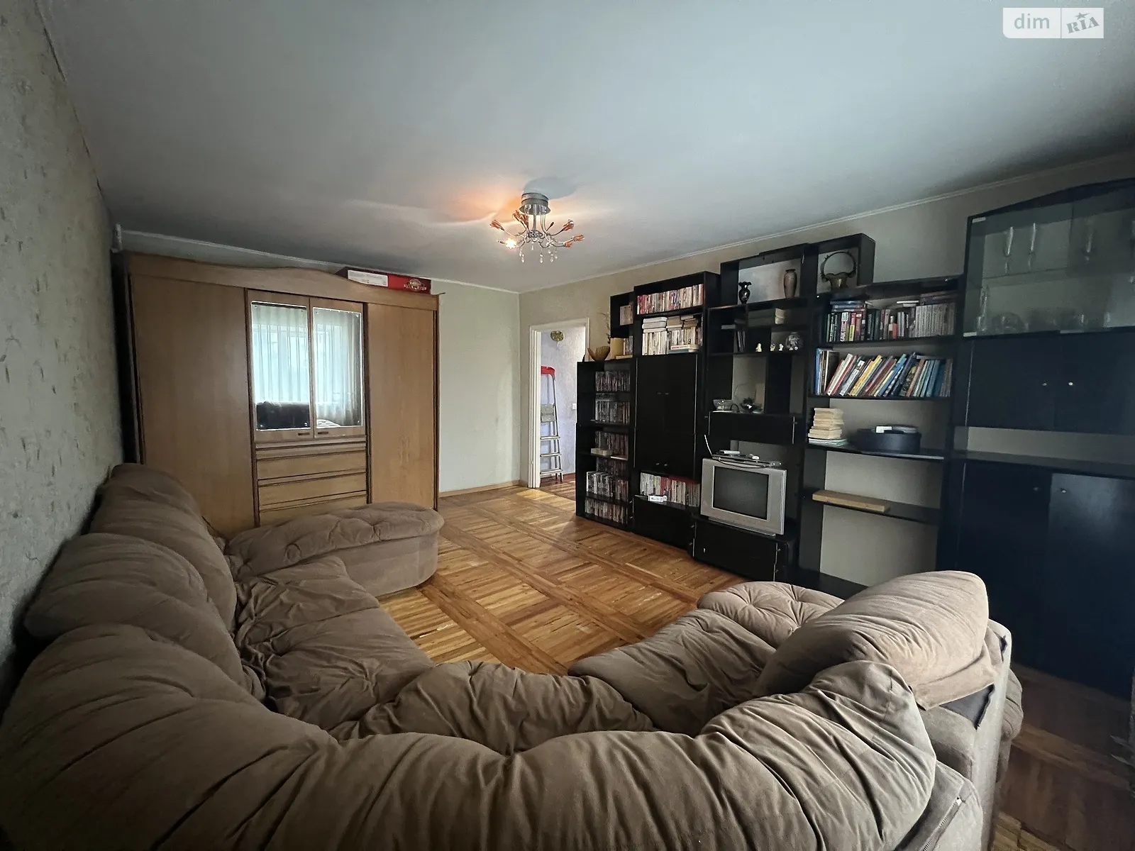 3-комнатная квартира 69.1 кв. м в Запорожье, ул. Победы, 131А - фото 1