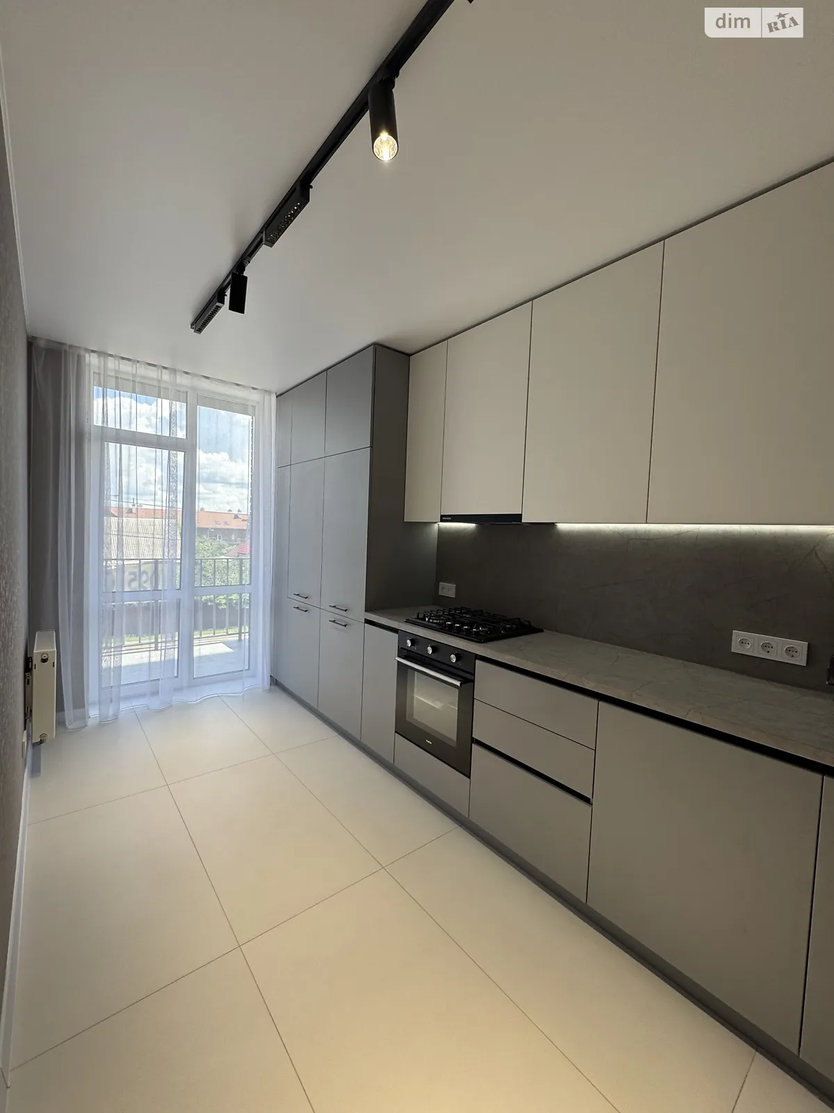 Продается 2-комнатная квартира 58 кв. м в Ирпене, ул. Соборная(ІІІ Интернационала), 9 - фото 1