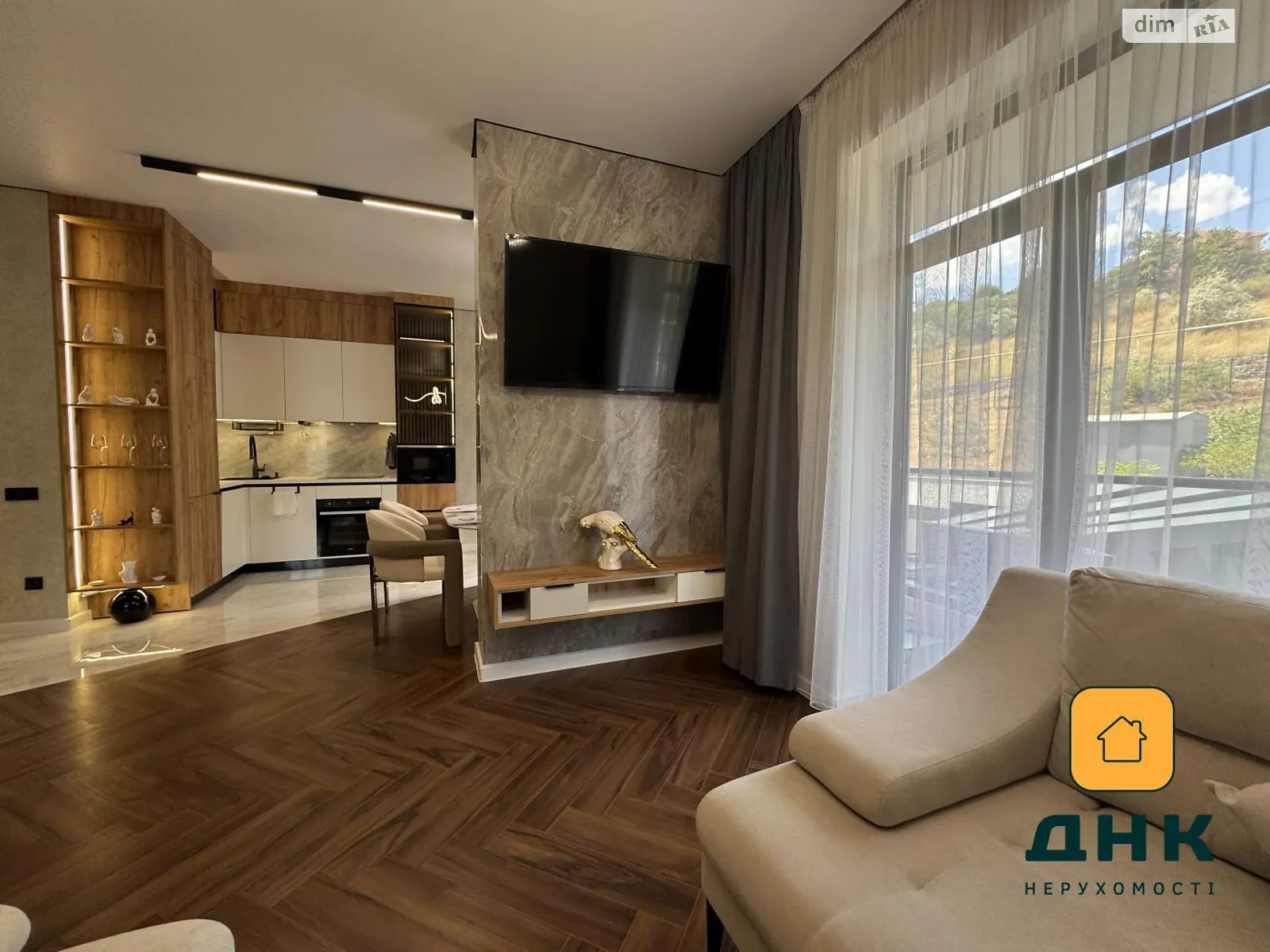 Продается 2-комнатная квартира 78 кв. м в Одессе, ул. 13 станция Большого Фонтана, 153Д - фото 1