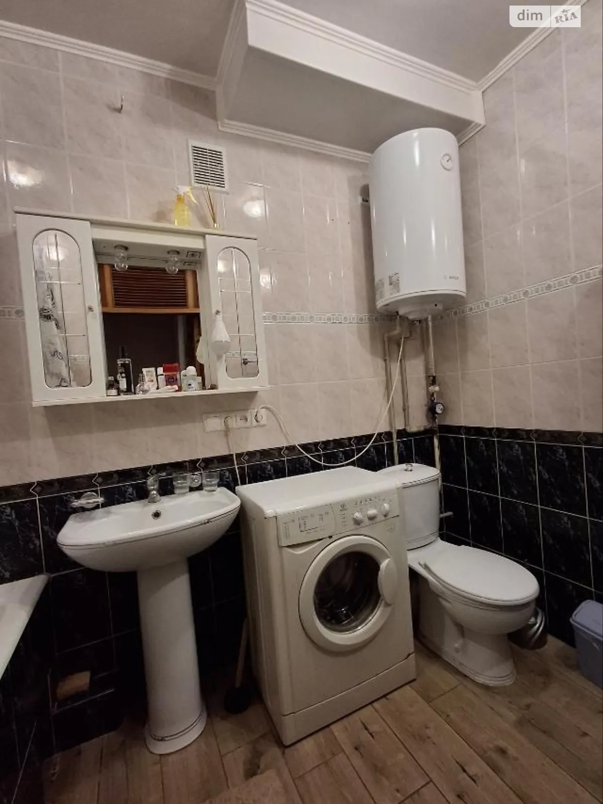 Продается 3-комнатная квартира 76.8 кв. м в Белой Церкви, пл. Соборная - фото 1