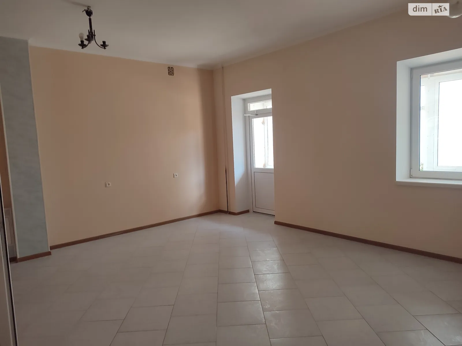 Продается объект сферы услуг 37.1 кв. м в 14-этажном здании, цена: 52000 $ - фото 1