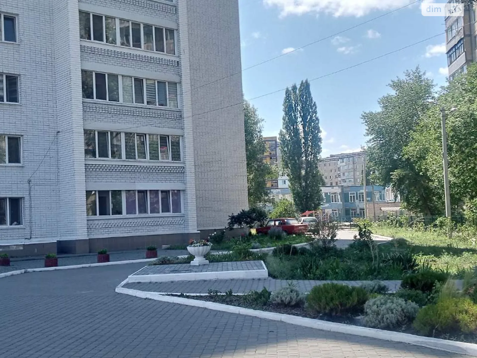 Продається 2-кімнатна квартира 65.4 кв. м у Кам'янському, просп. Металургів, 40А - фото 1