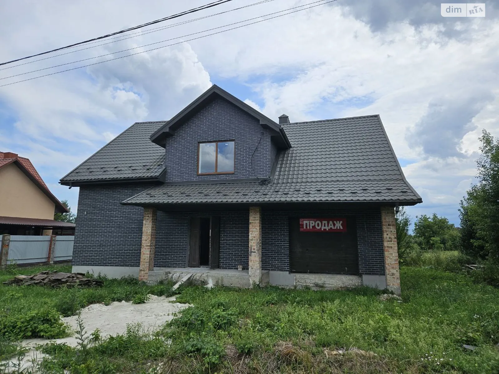 Продается дом на 2 этажа 200 кв. м с участком, цена: 95000 $ - фото 1